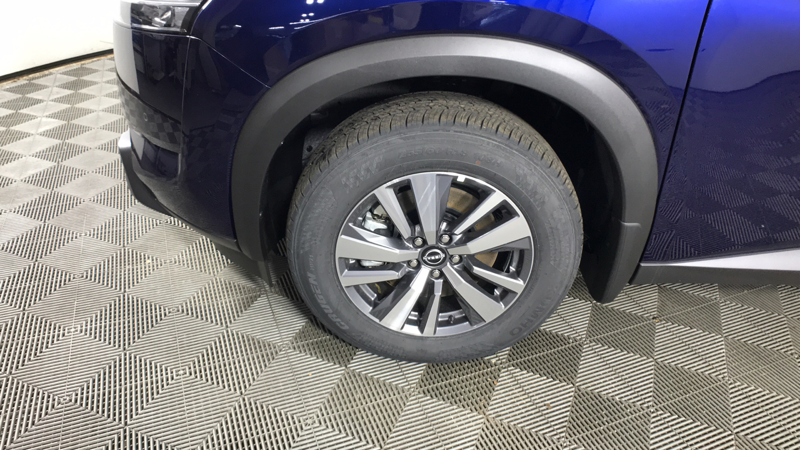 2024 Nissan Pathfinder SL 3