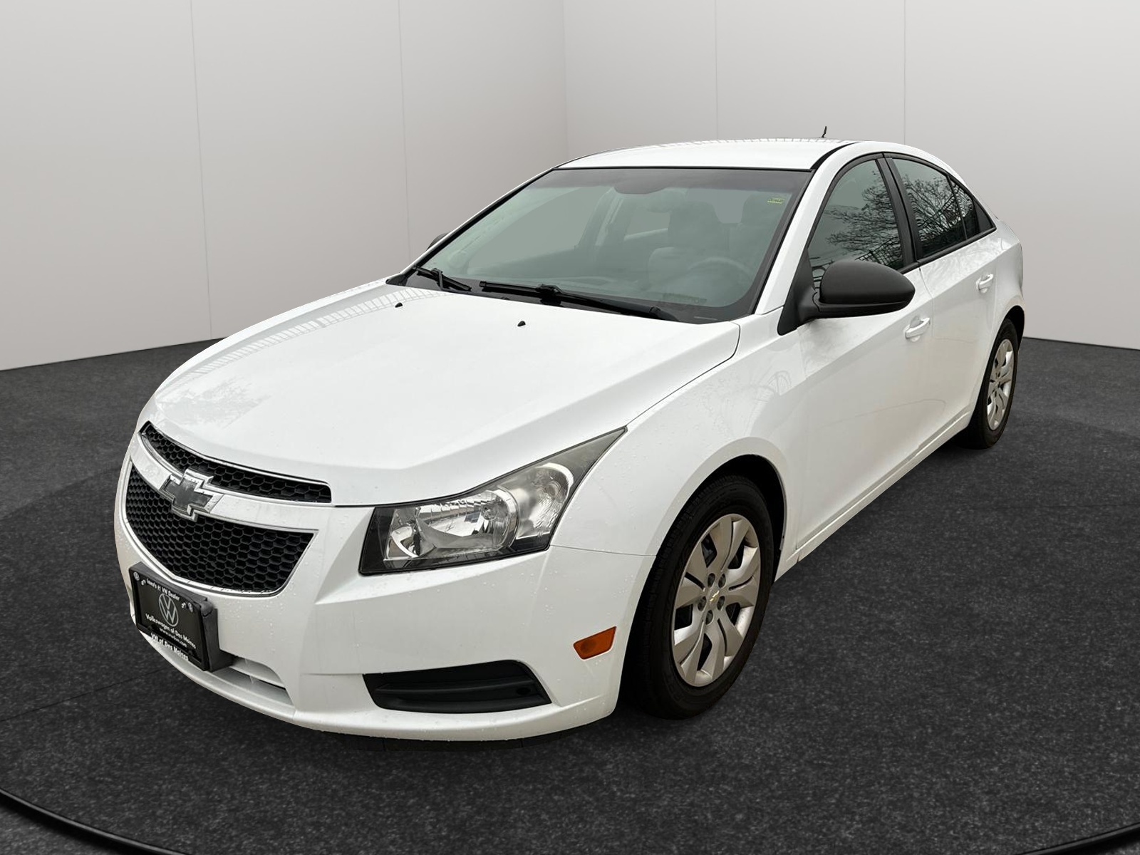 2014 Chevrolet Cruze LS 1