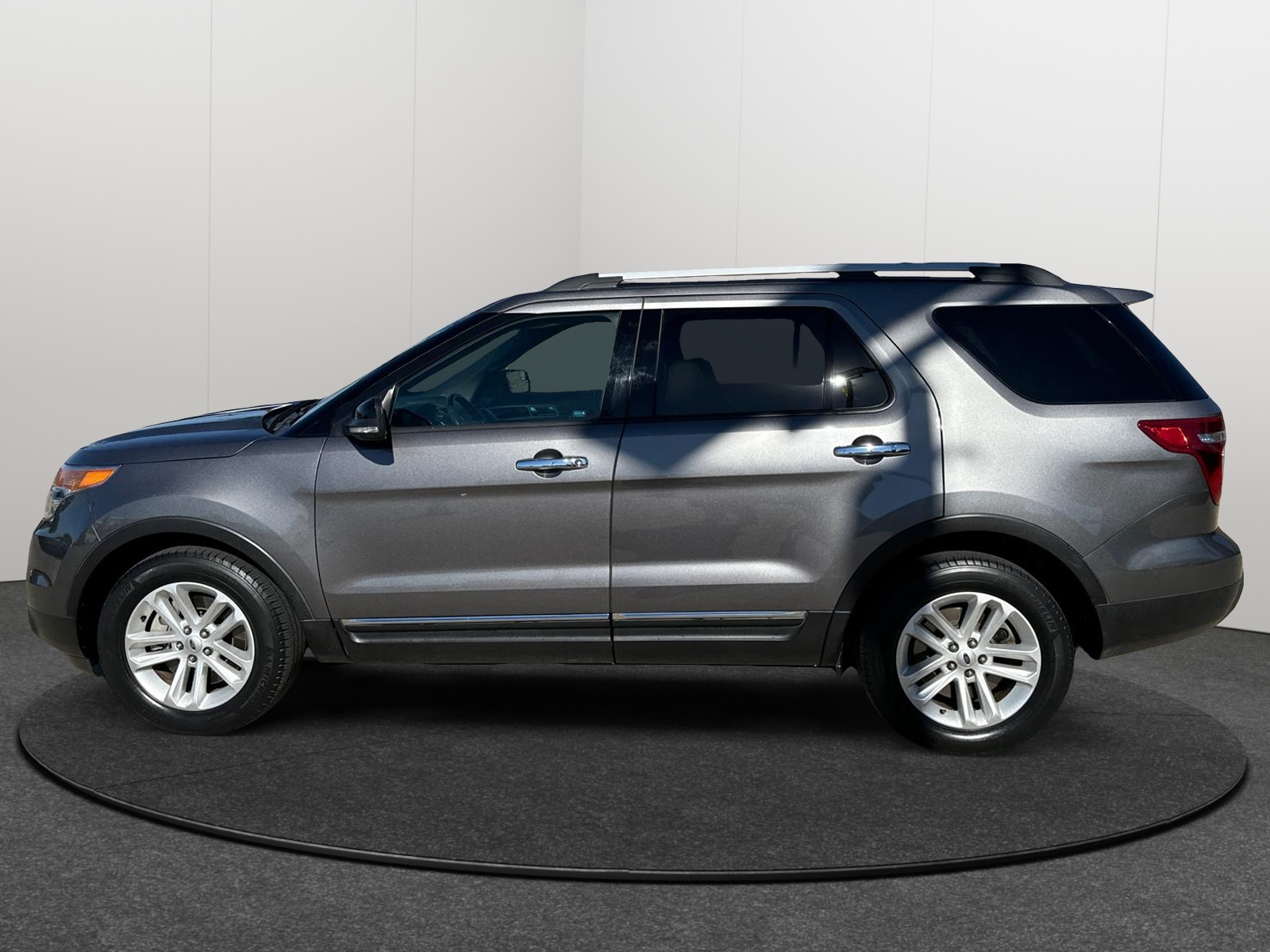 2014 Ford Explorer XLT 3