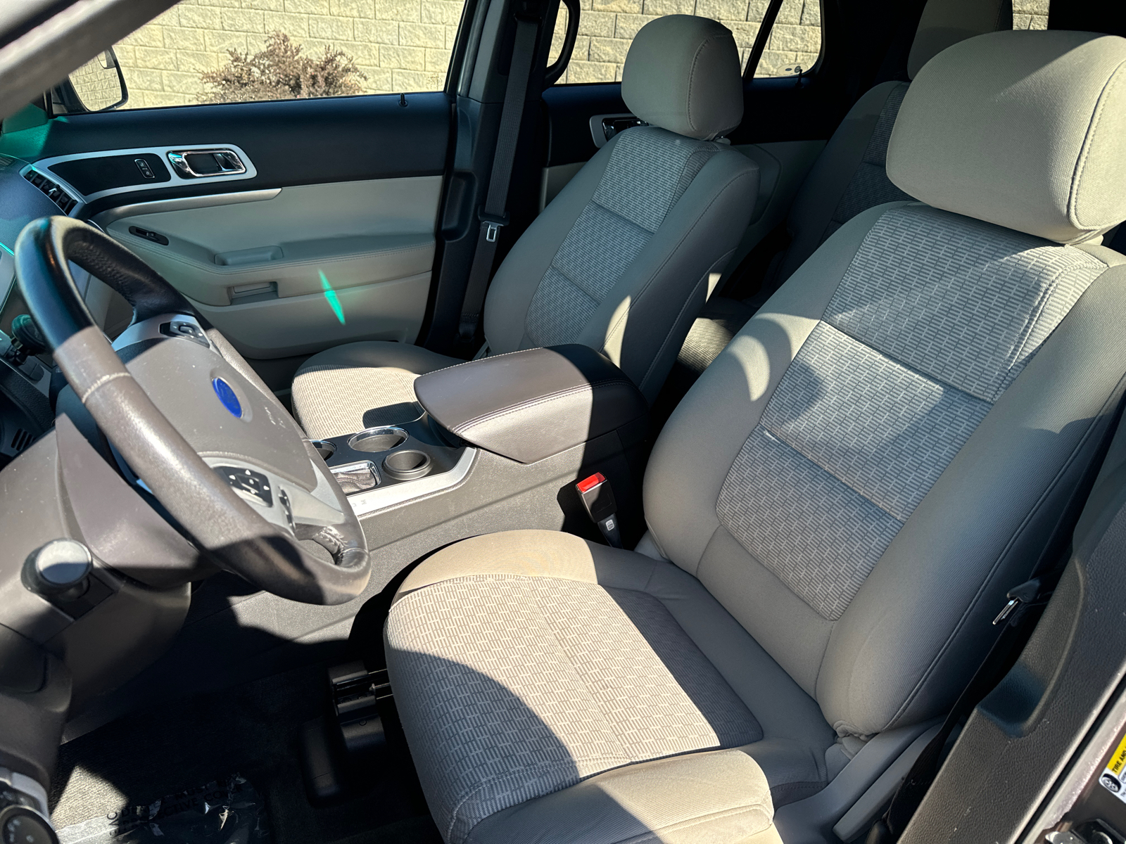 2014 Ford Explorer XLT 11