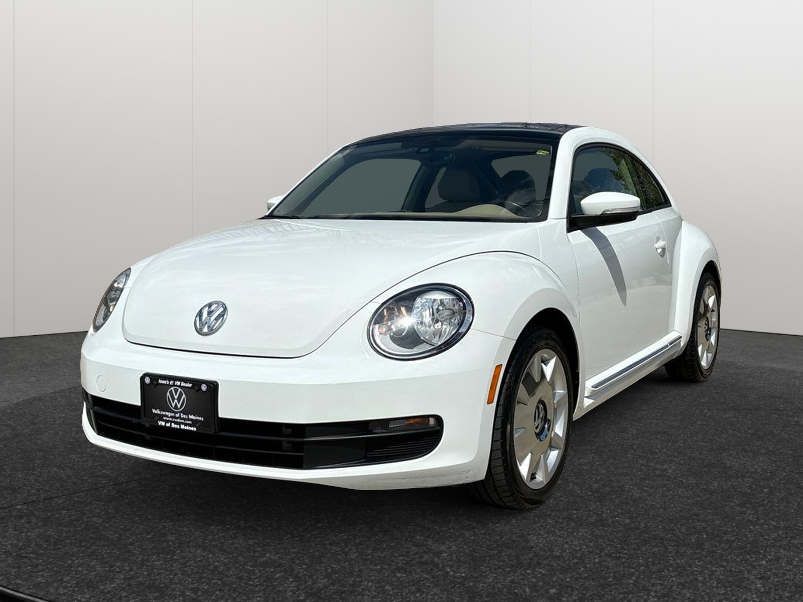 2016 Volkswagen Beetle 1.8T SEL 1