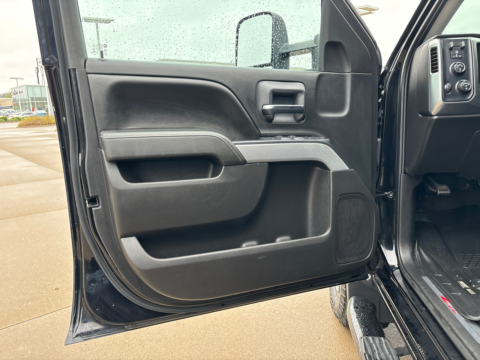 2016 Chevrolet Silverado 1500 LT 4WD Double Cab 143.5 22