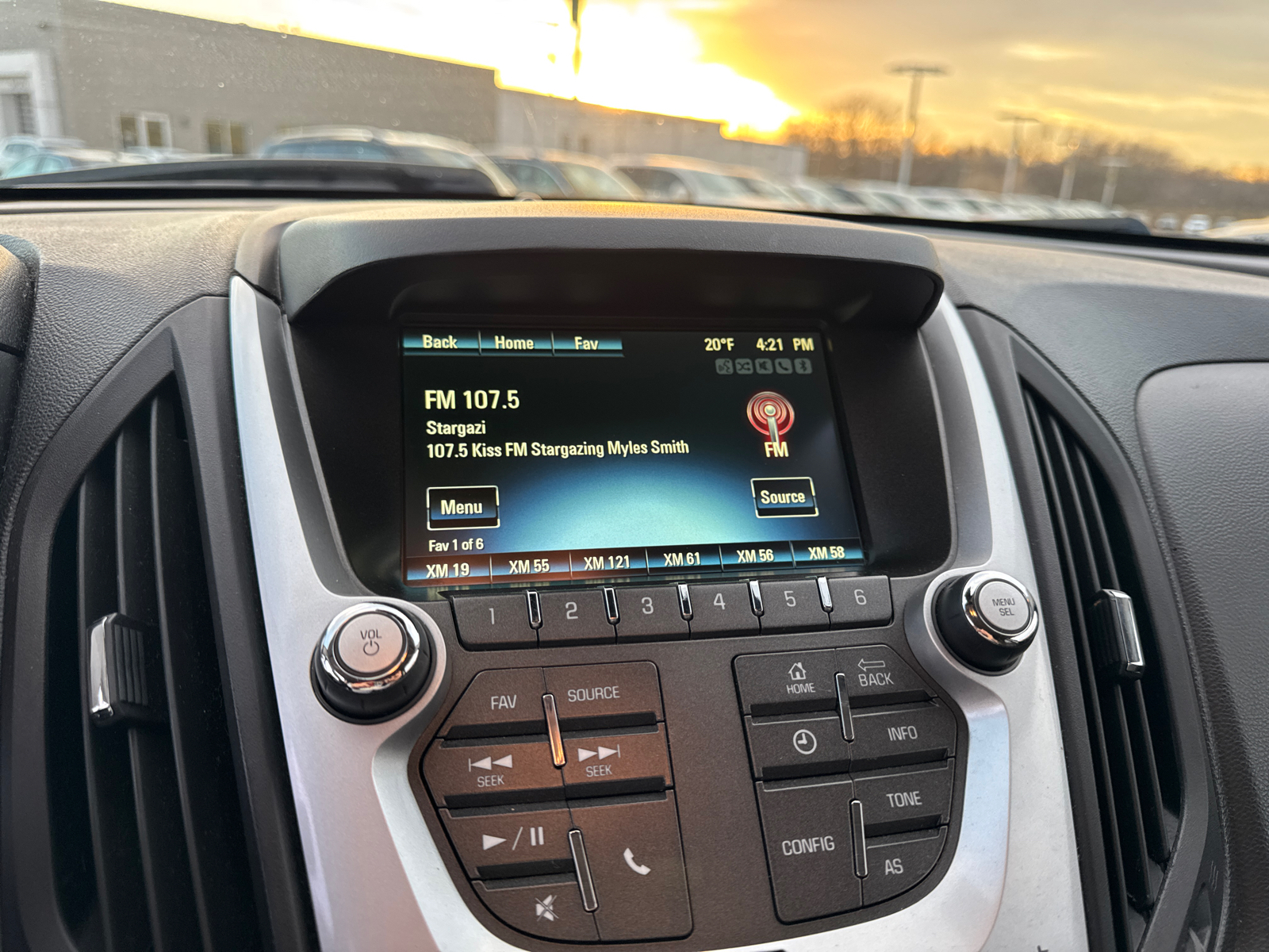 2017 Chevrolet Equinox LT 17