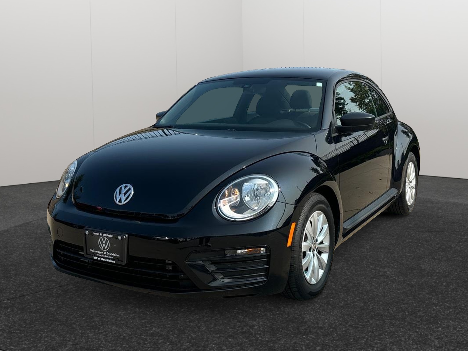 2017 Volkswagen Beetle 1.8T S 1