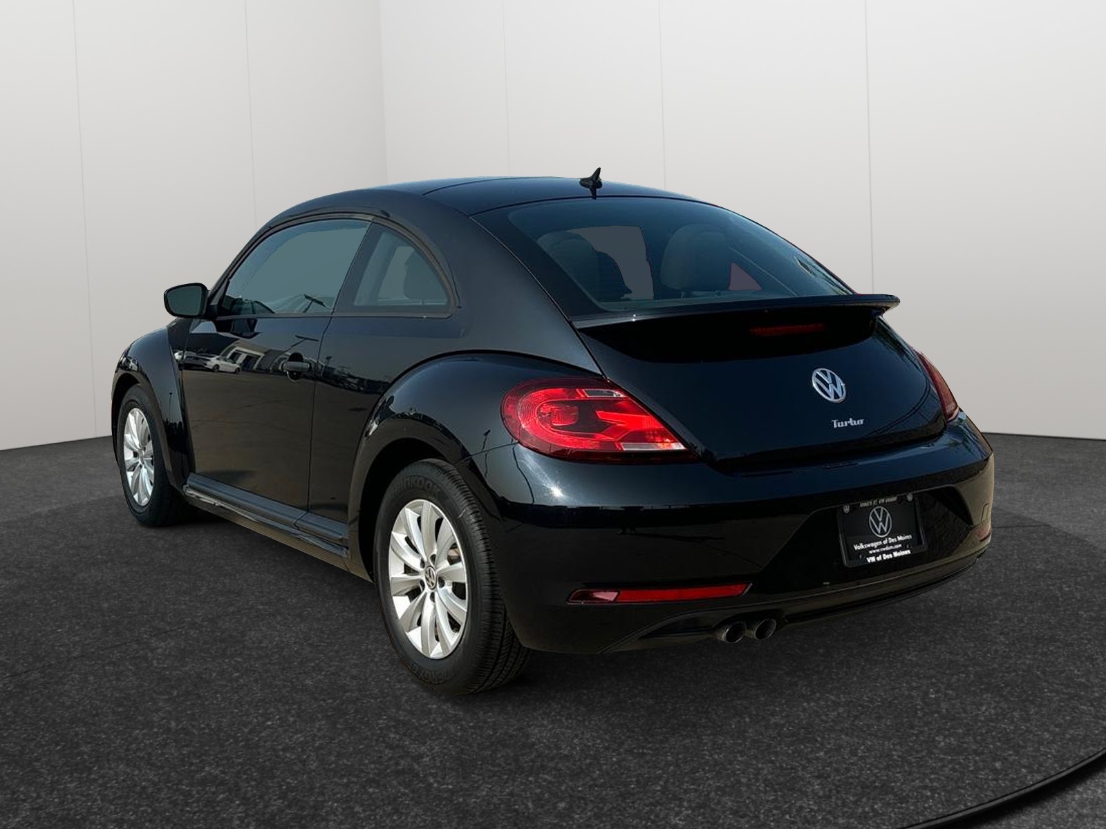 2017 Volkswagen Beetle 1.8T S 4