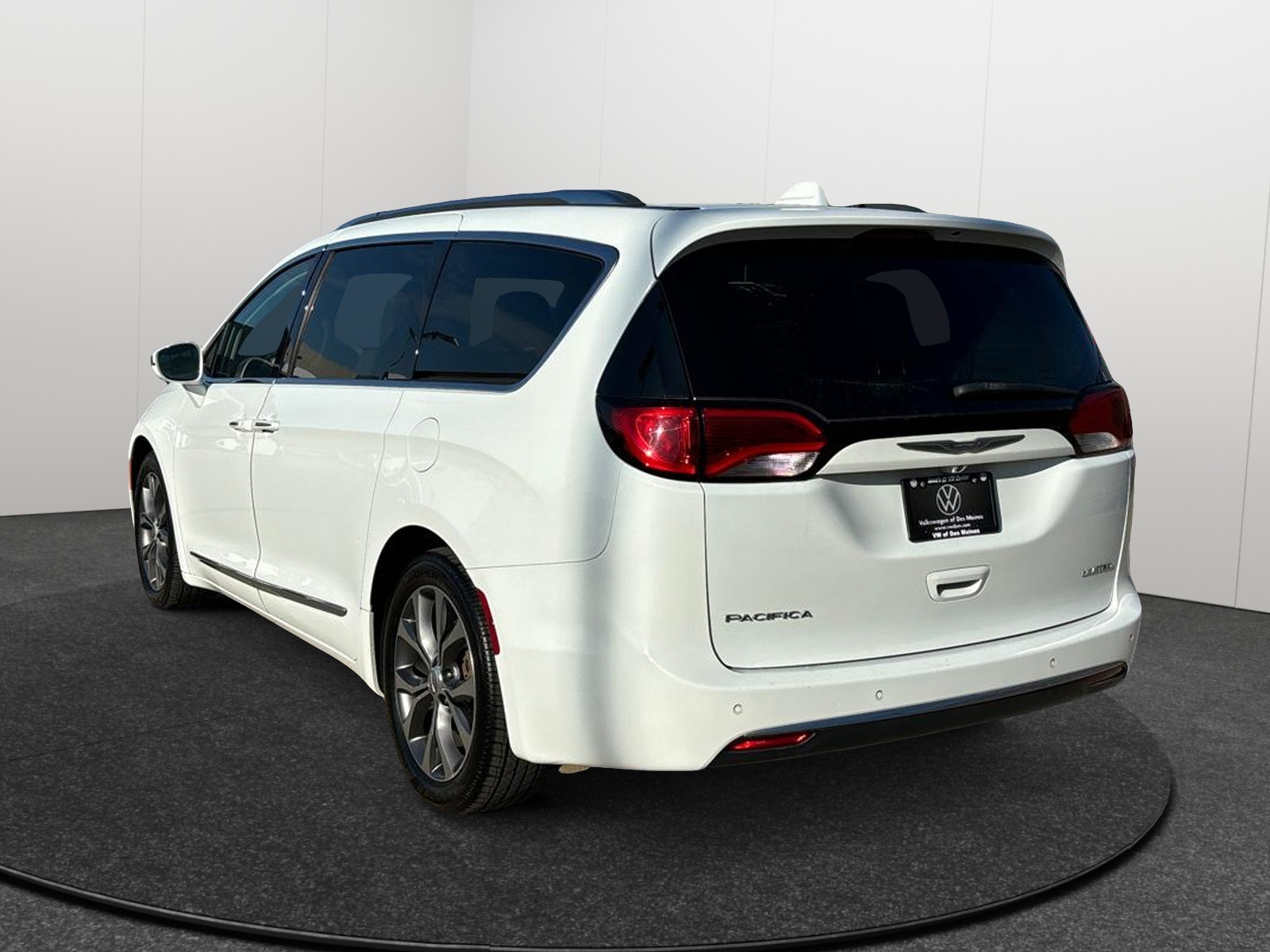 2017 Chrysler Pacifica Limited 4