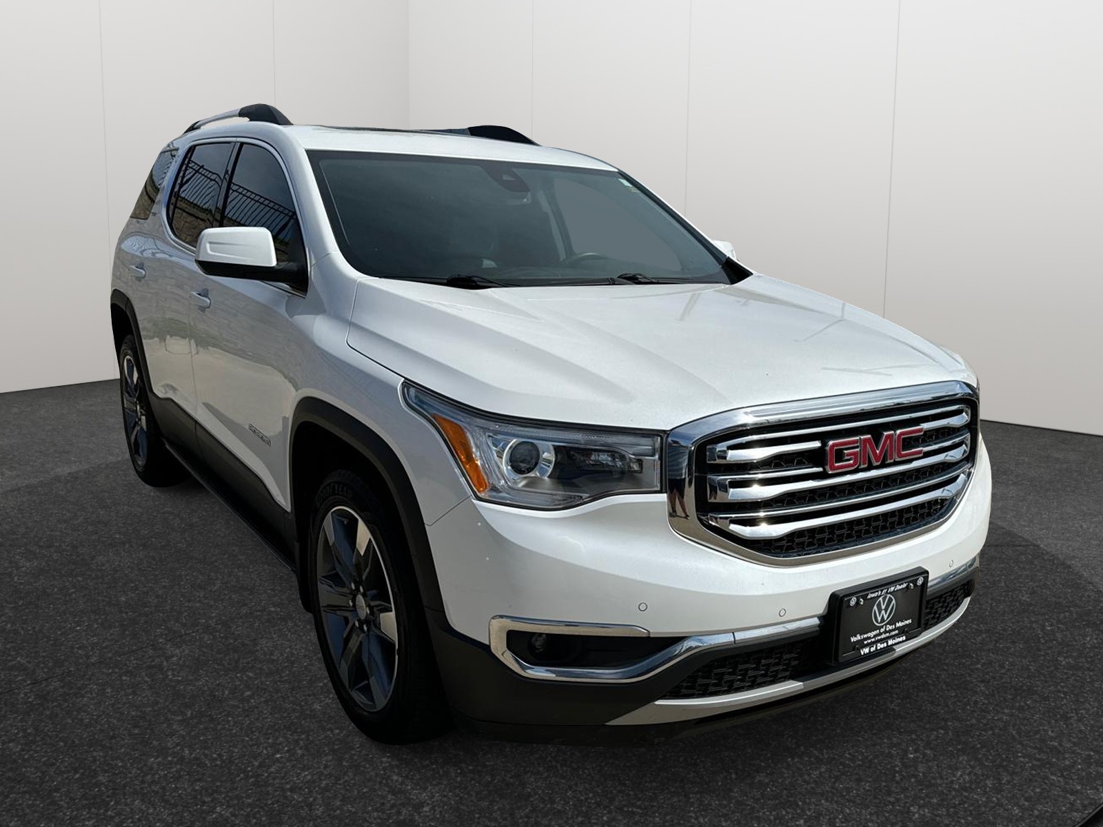 2017 GMC Acadia SLT 1