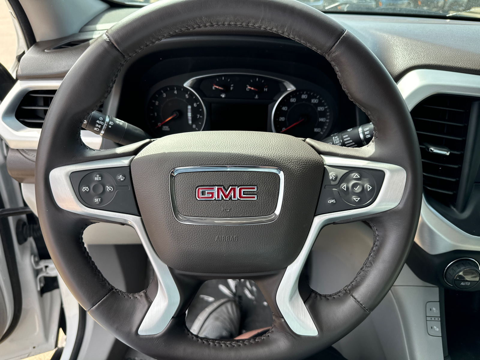 2017 GMC Acadia SLT 14