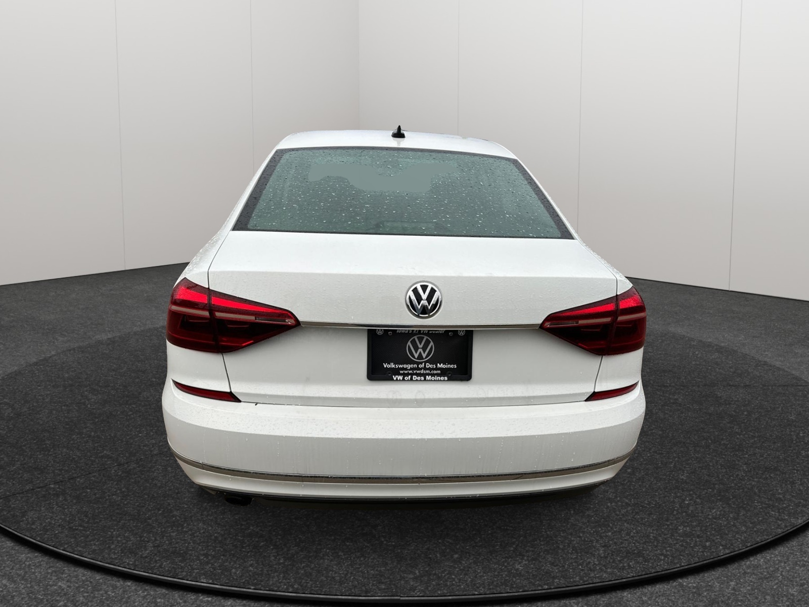 2018 Volkswagen Passat 2.0T SE 5