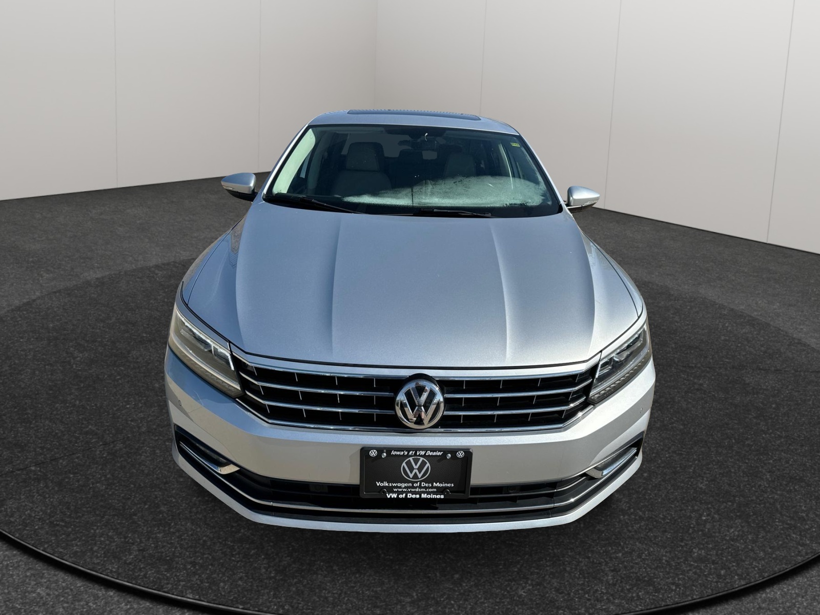 2018 Volkswagen Passat 2.0T SE w/Technology 7