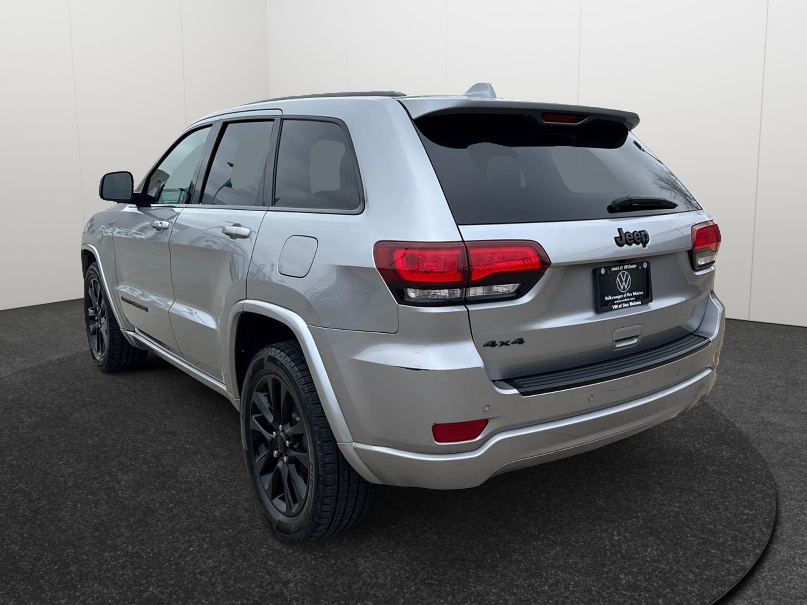 2018 Jeep Grand Cherokee Altitude 4