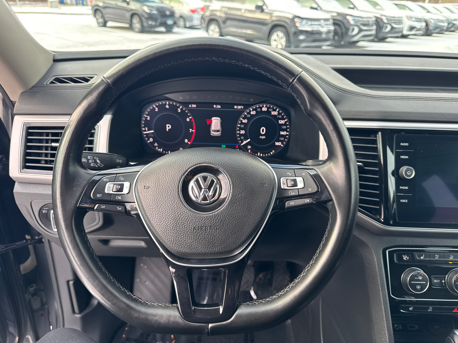 2018 Volkswagen Atlas 3.6L V6 SEL Premium 16