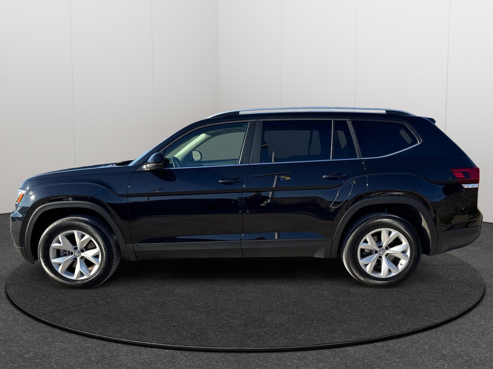 2018 Volkswagen Atlas 3.6L V6 SE w/Technology 3