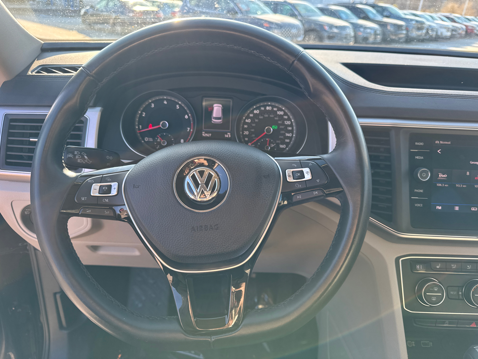 2018 Volkswagen Atlas 3.6L V6 SE w/Technology 16