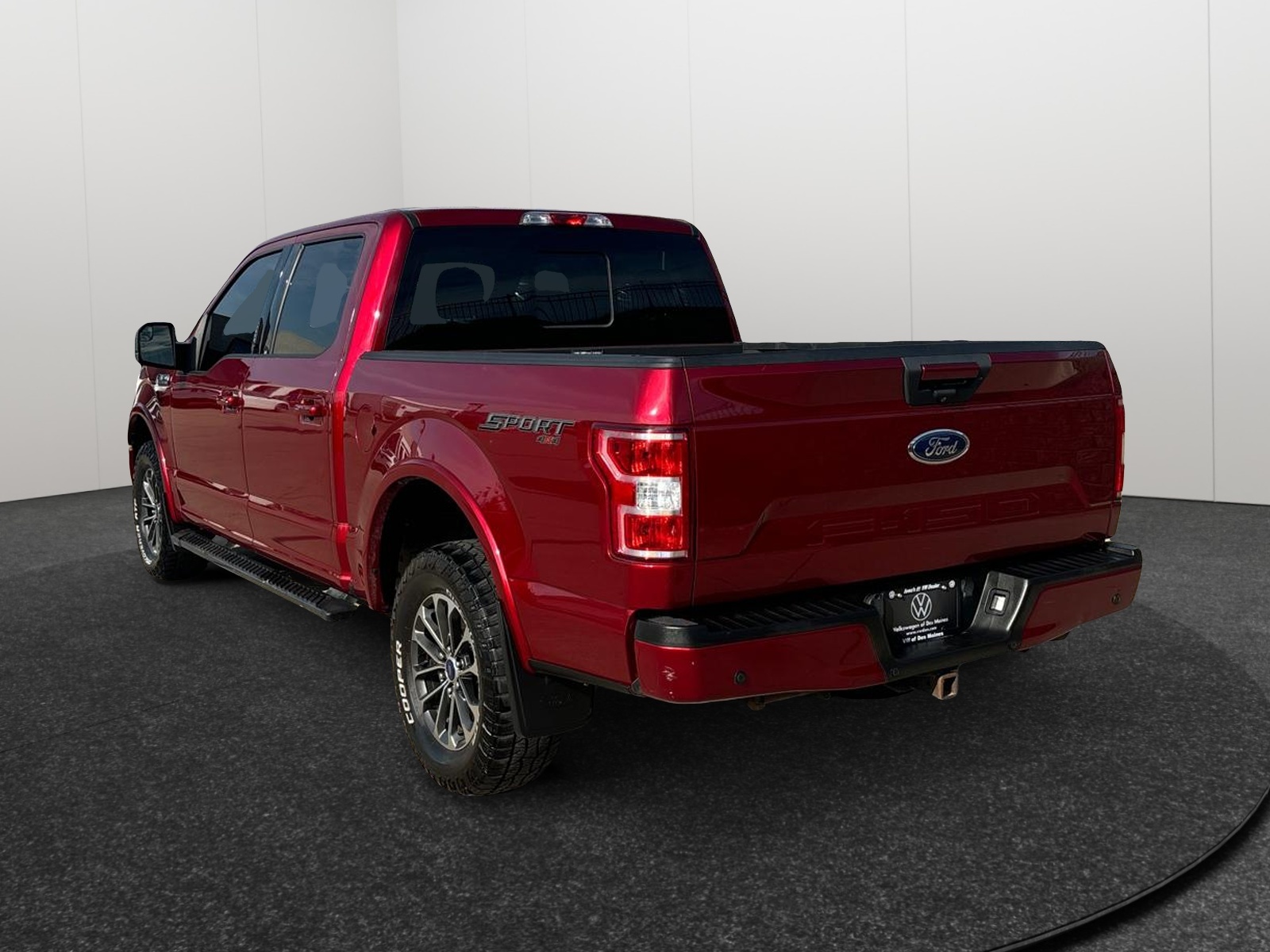 2018 Ford F-150 XLT 4WD SuperCrew 5.5 Box 4