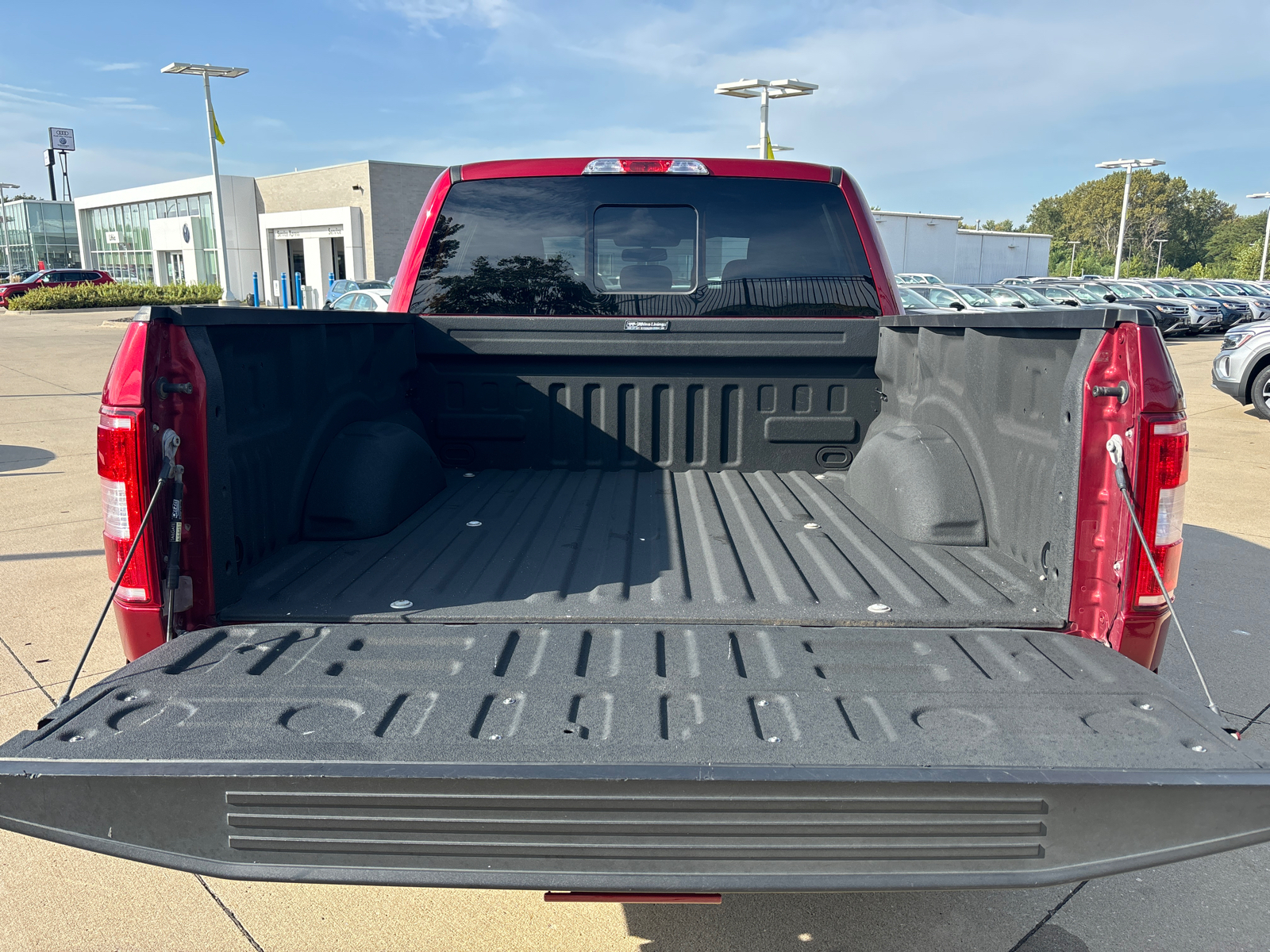 2018 Ford F-150 XLT 4WD SuperCrew 5.5 Box 19