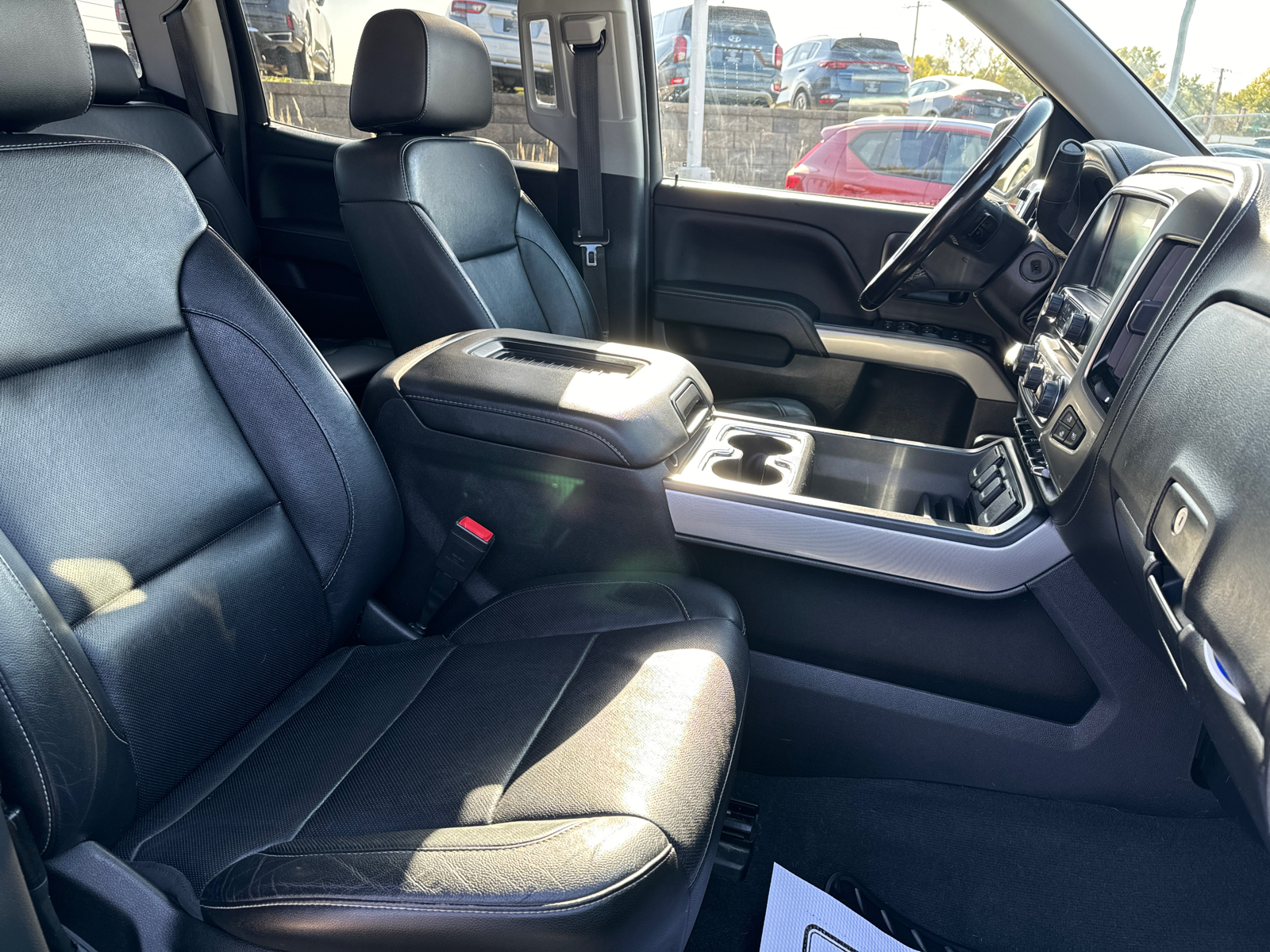 2018 Chevrolet Silverado 1500 LTZ 4WD Crew Cab 143.5 14