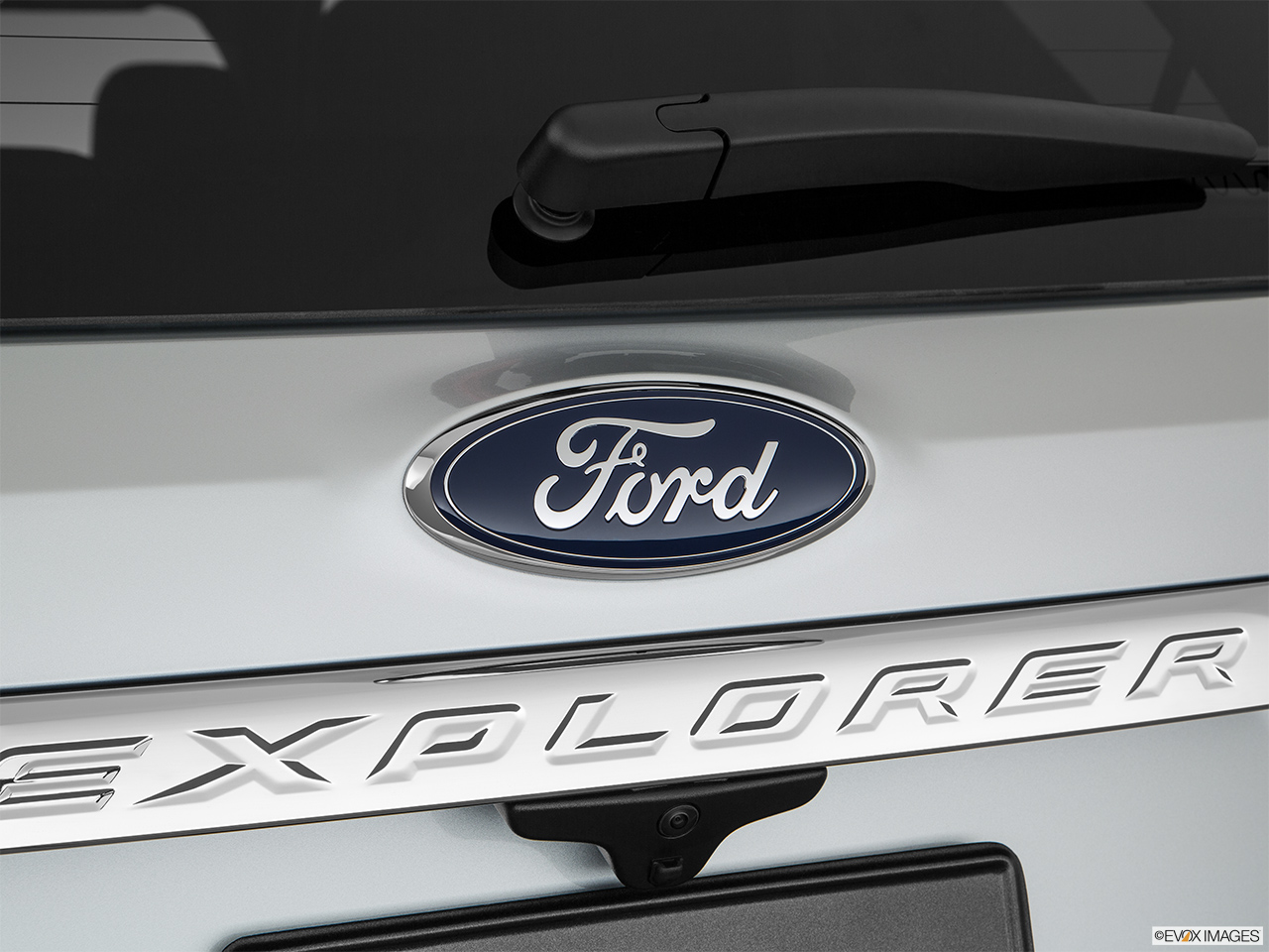 2018 Ford Explorer XLT 27