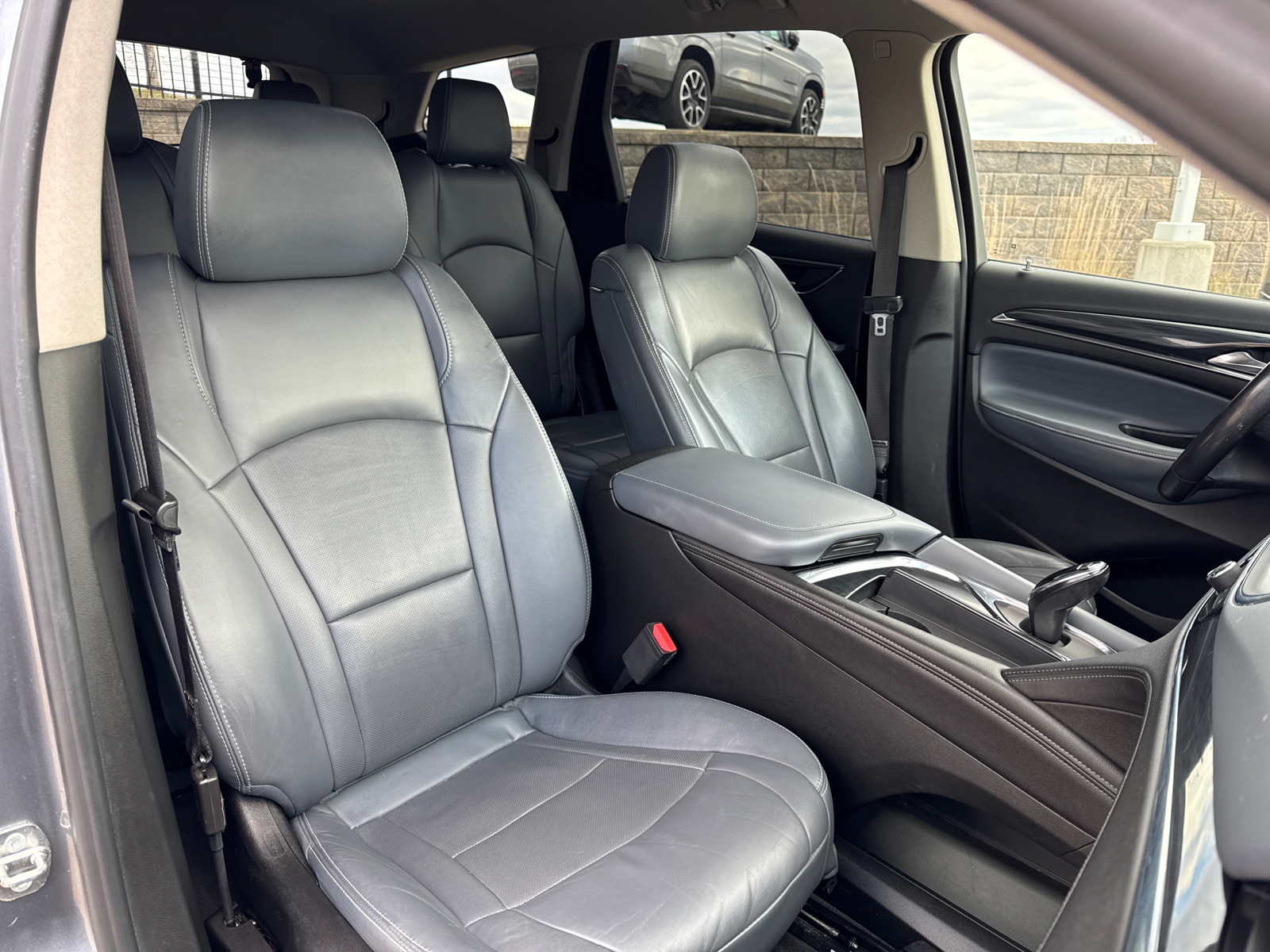 2018 Buick Enclave Essence 15