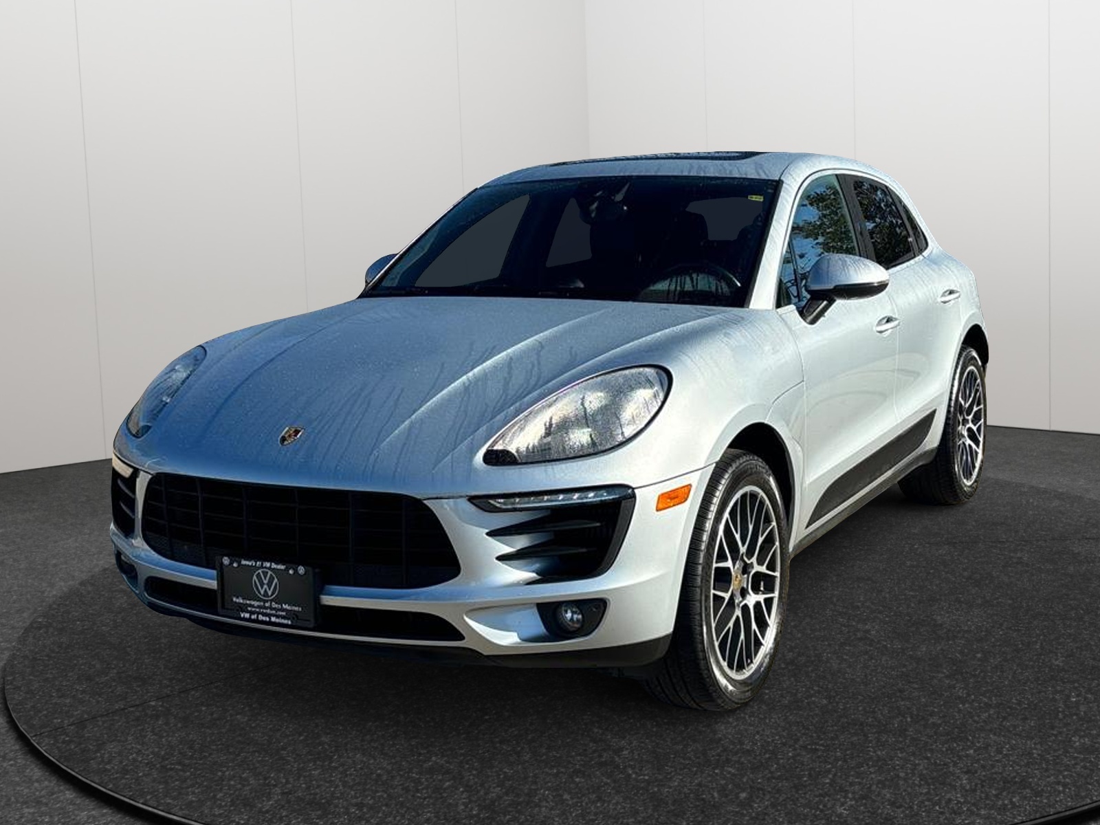 2018 Porsche Macan S 1