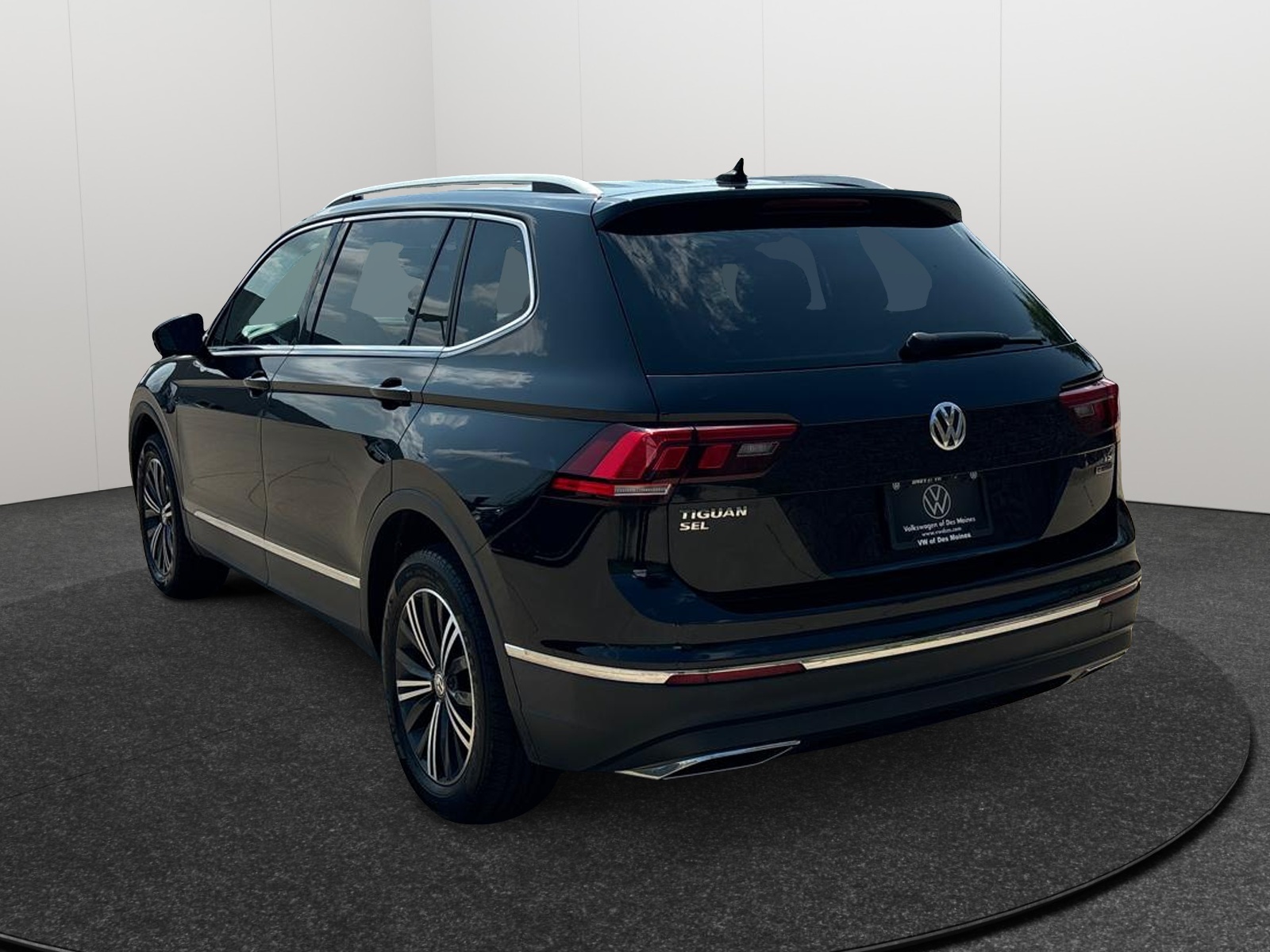 2018 Volkswagen Tiguan SEL 4