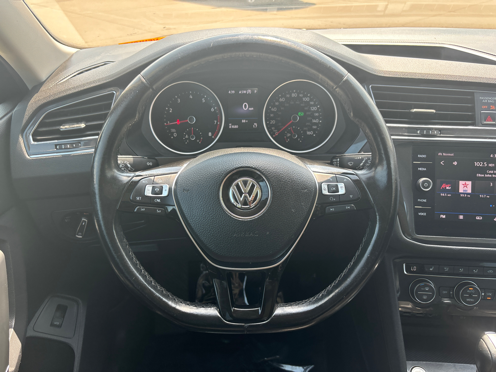 2018 Volkswagen Tiguan SEL 15