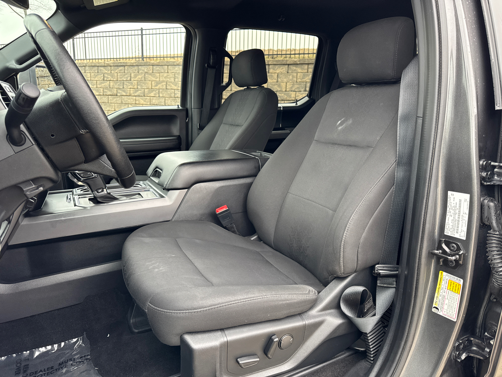 2019 Ford F-150 XLT 4WD SuperCrew 5.5 Box 11