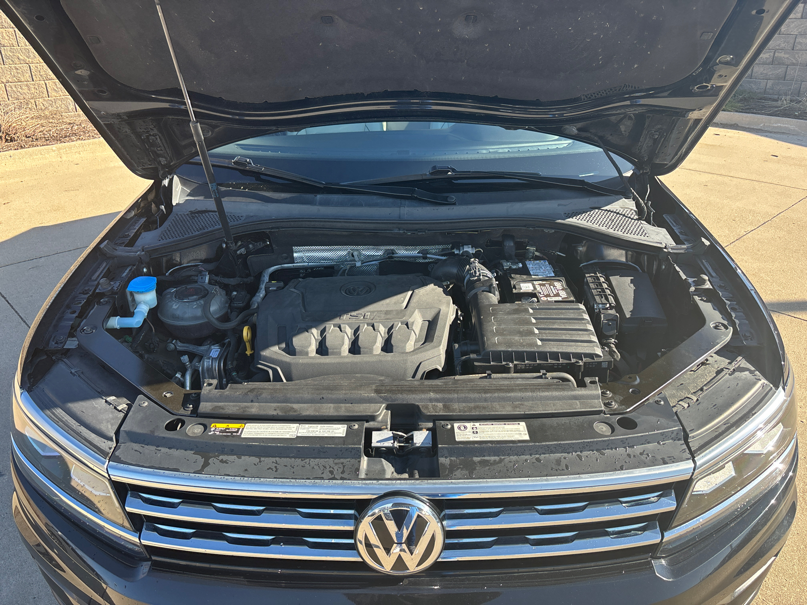 2019 Volkswagen Tiguan SEL Premium 9