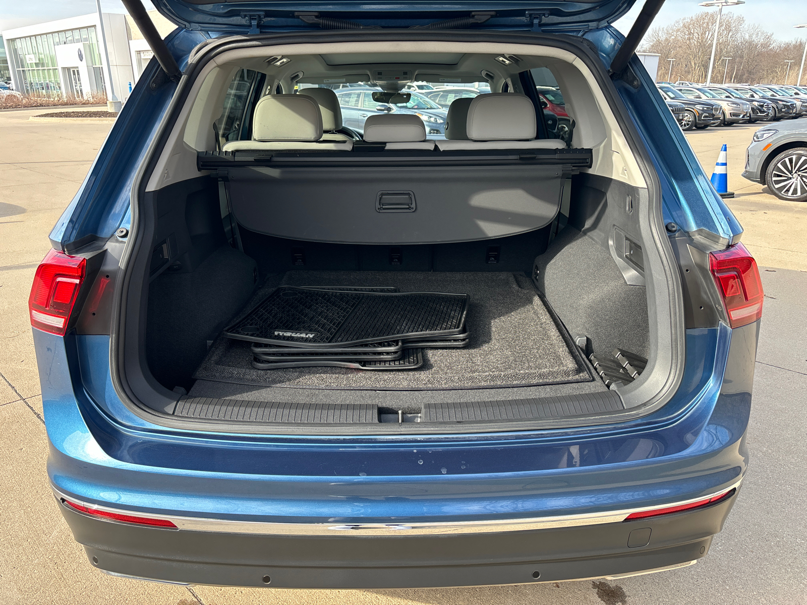 2019 Volkswagen Tiguan SEL Premium 19