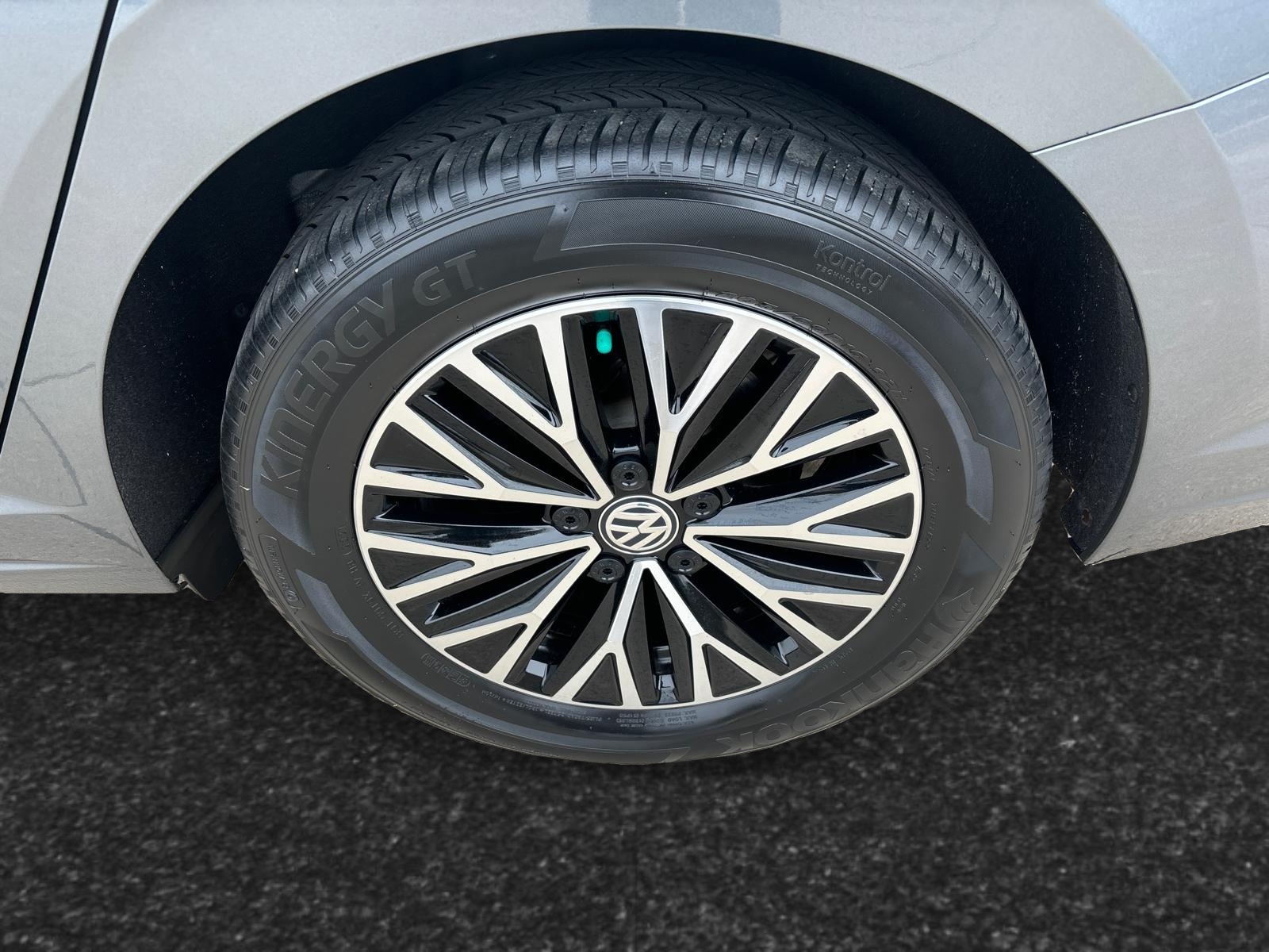 2019 Volkswagen Jetta SE 8