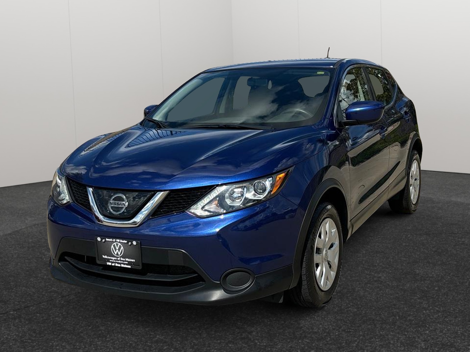 2019 Nissan Rogue Sport S 1