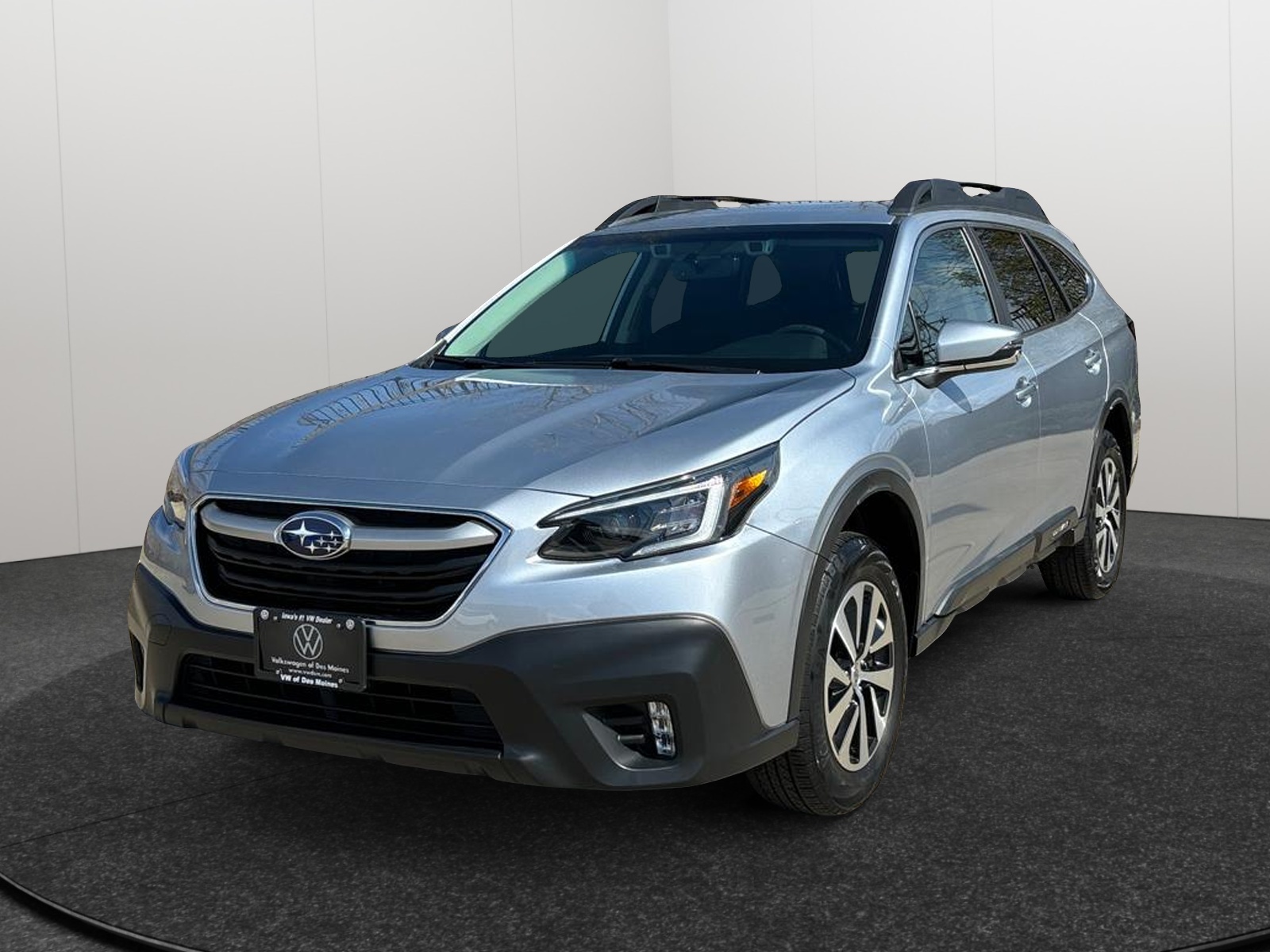 2020 Subaru Outback Premium 1