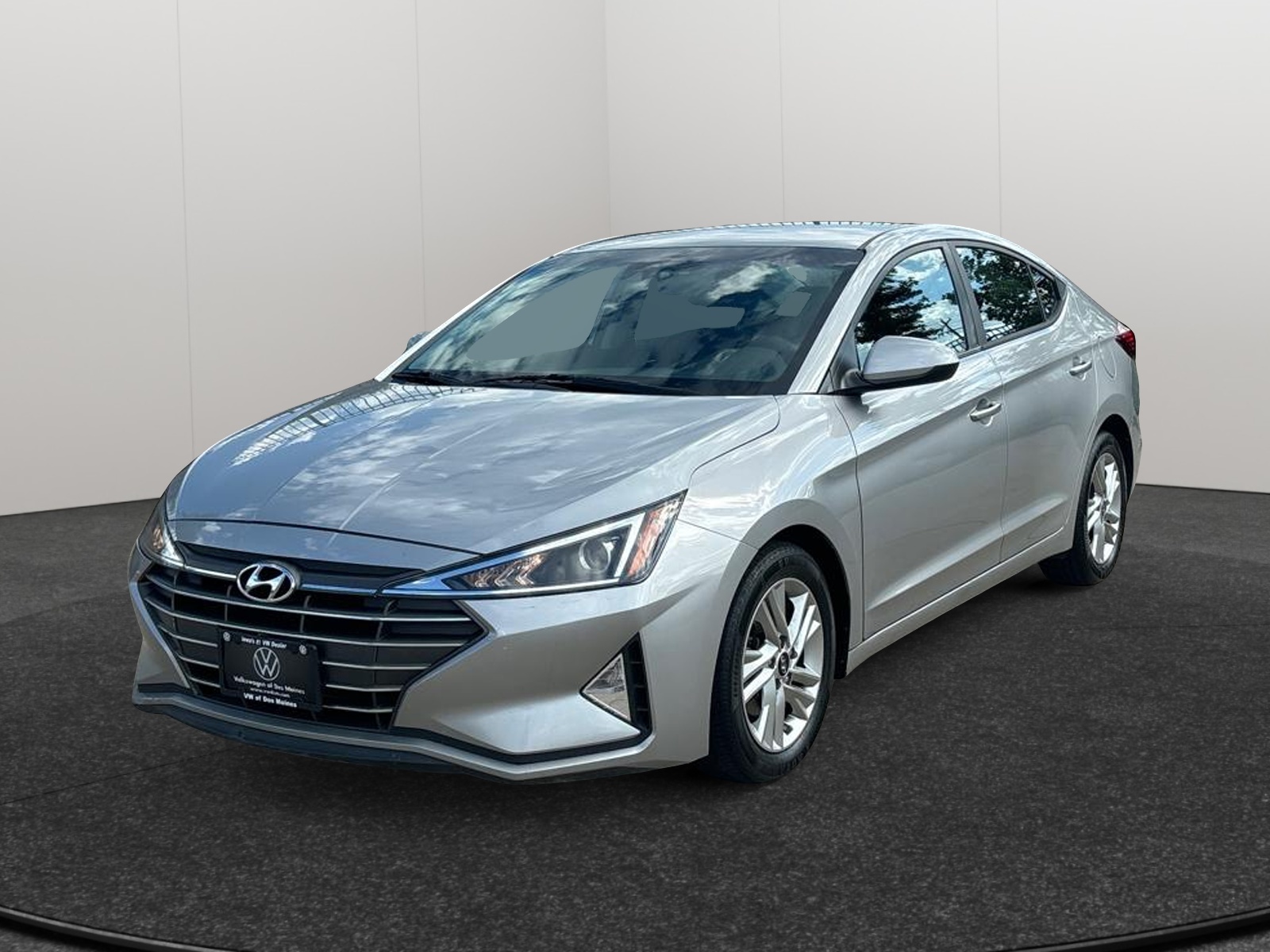 2020 Hyundai Elantra SEL 1