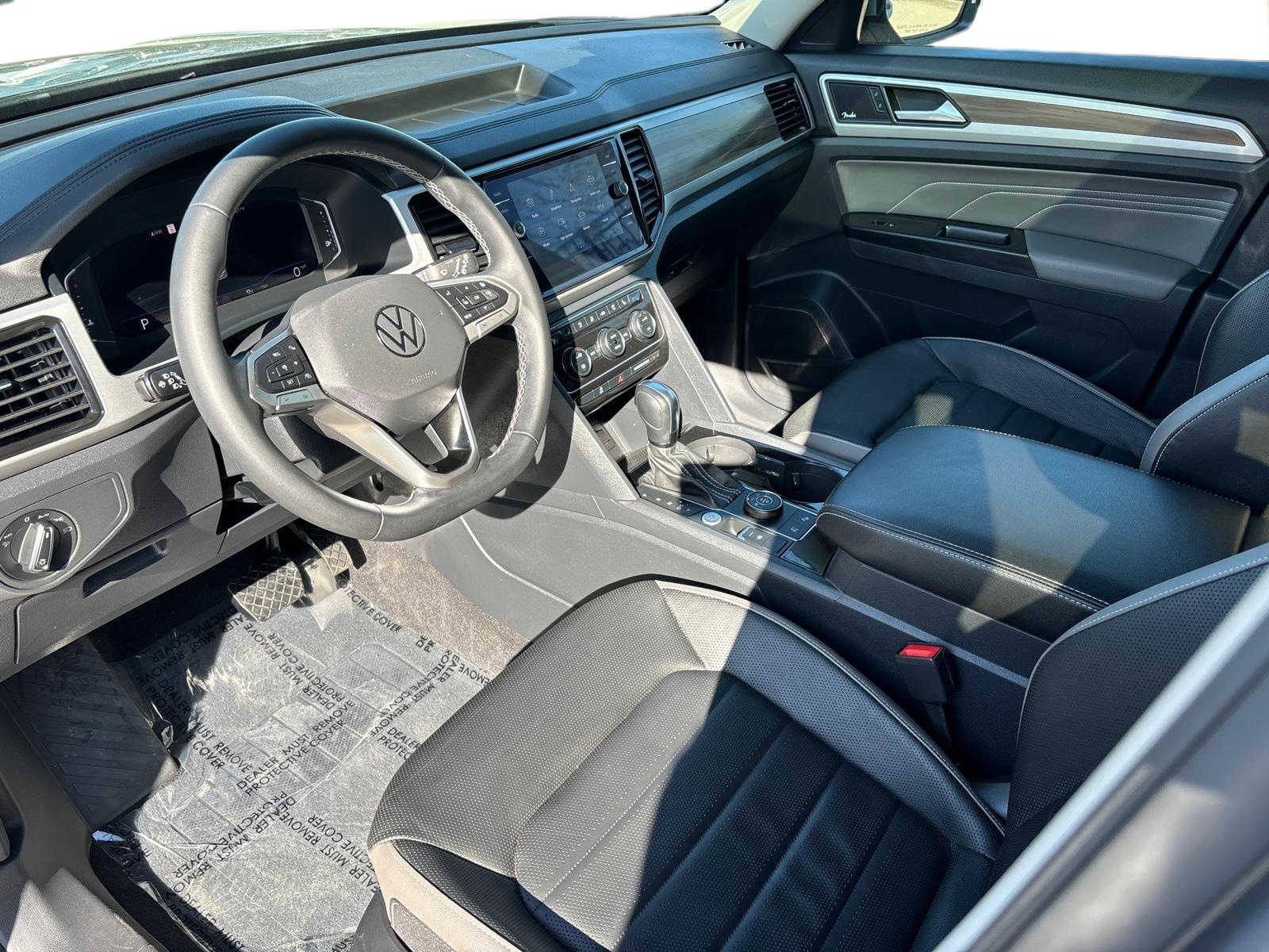 2021 Volkswagen Atlas 3.6L V6 SEL Premium 2