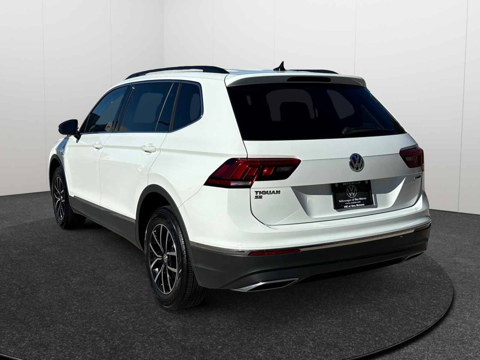 2021 Volkswagen Tiguan SE 4