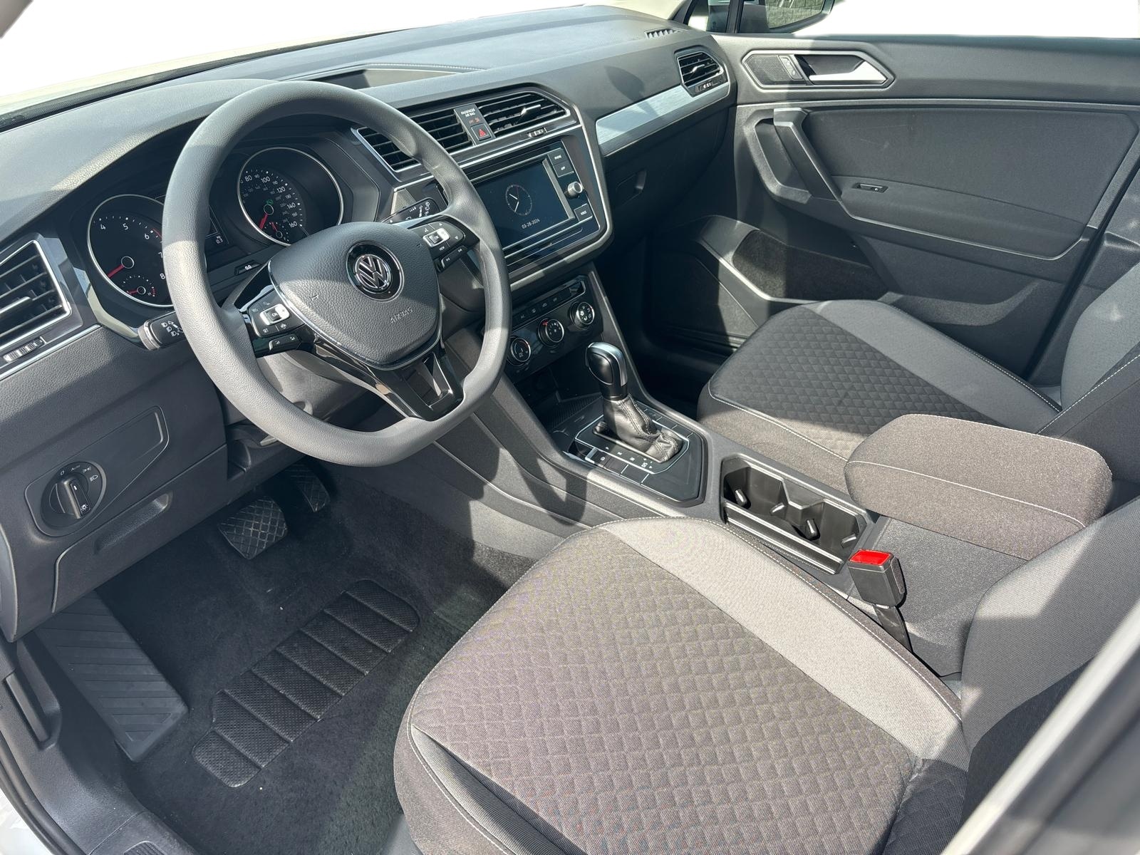 2021 Volkswagen Tiguan S 2