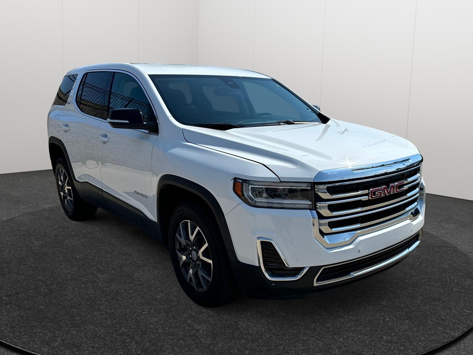 2021 GMC Acadia SLE 1