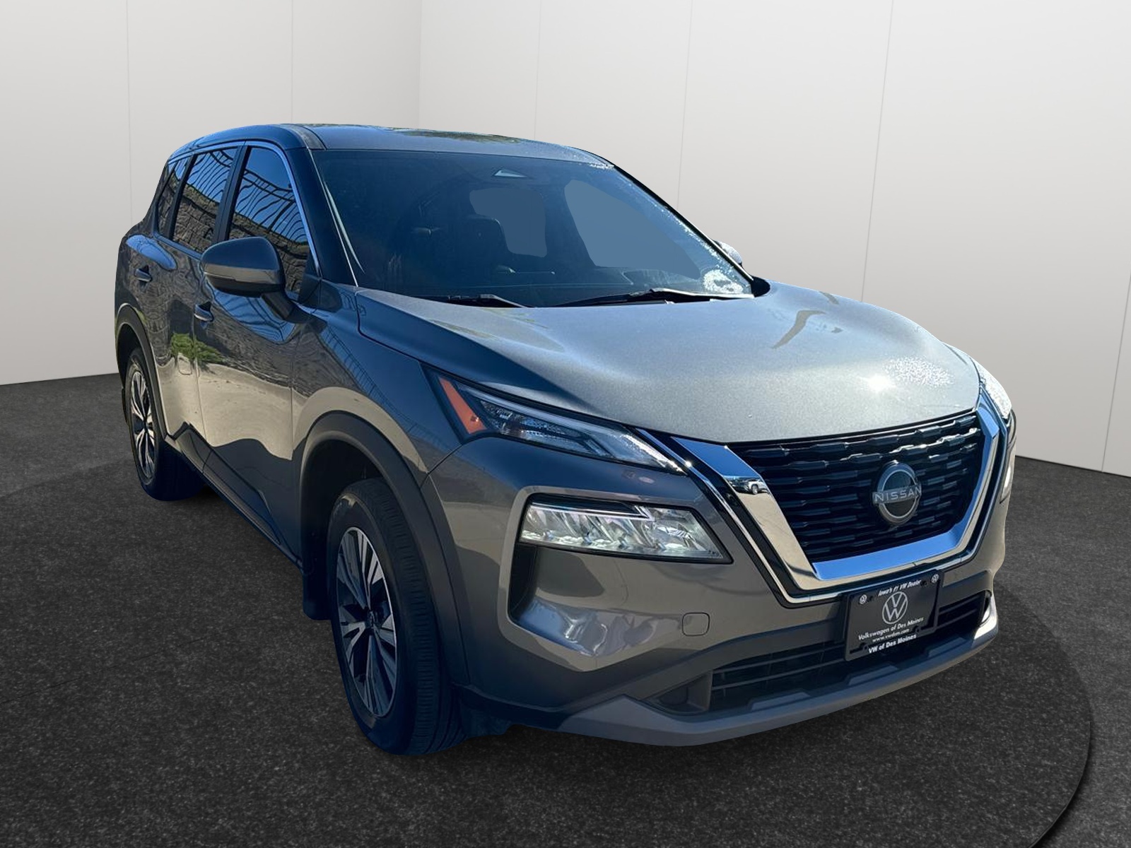 2022 Nissan Rogue SV 1