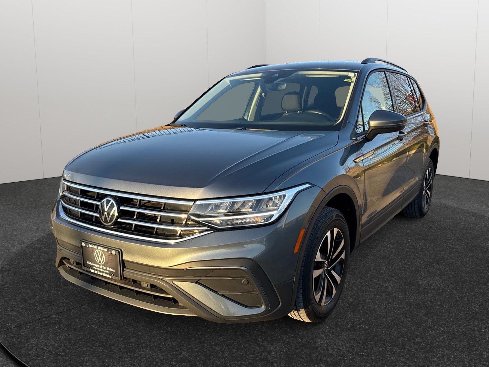 2022 Volkswagen Tiguan S 1