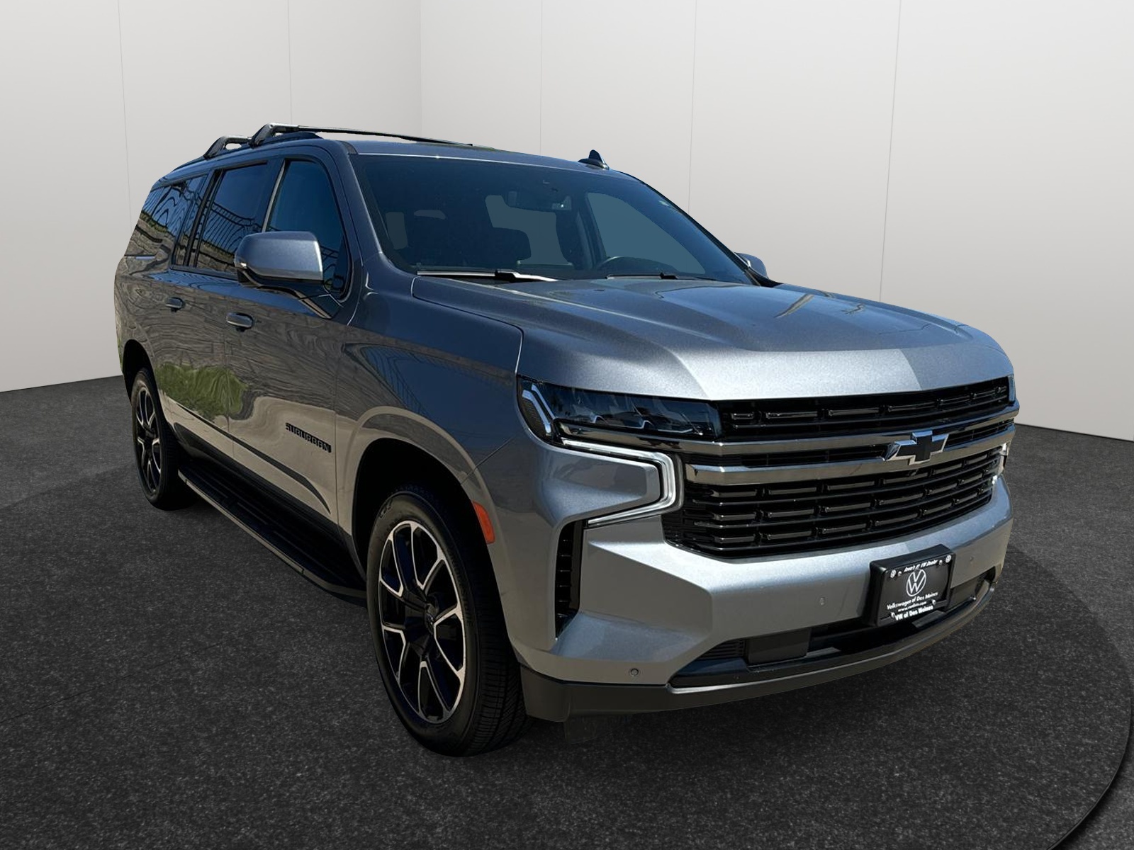 2022 Chevrolet Suburban RST 1