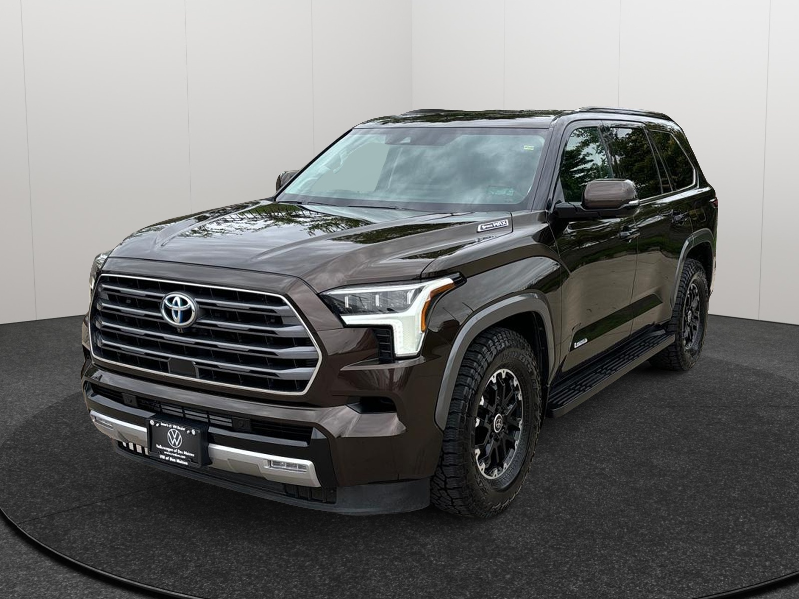 2023 Toyota Sequoia Limited 1