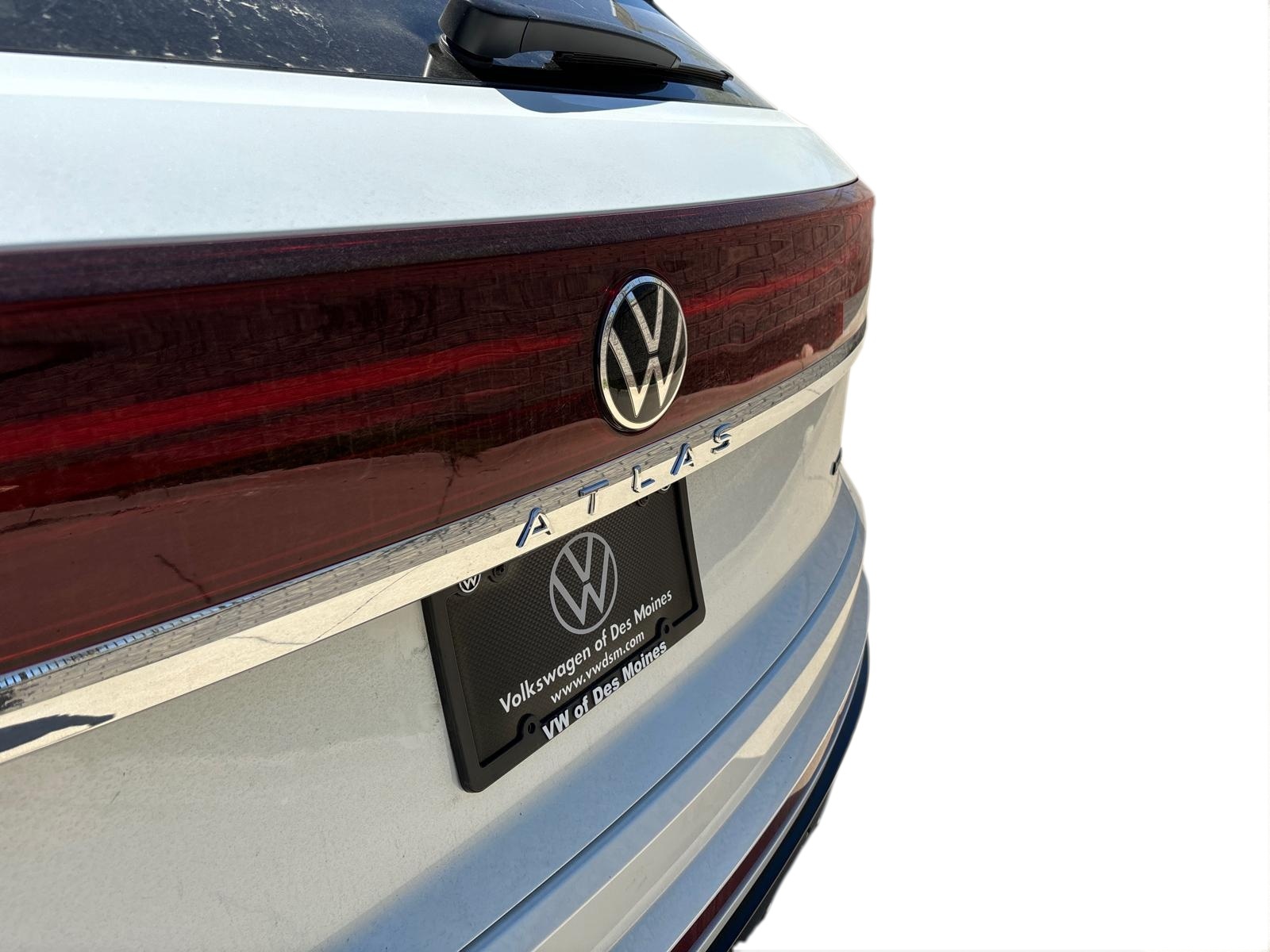 2024 Volkswagen Atlas Cross Sport 2.0T SEL Premium R-Line 7