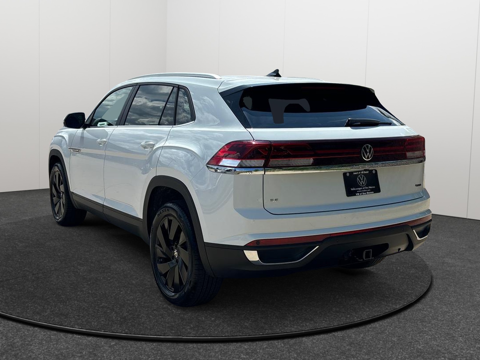 2024 Volkswagen Atlas Cross Sport 2.0T SE w/Technology 4