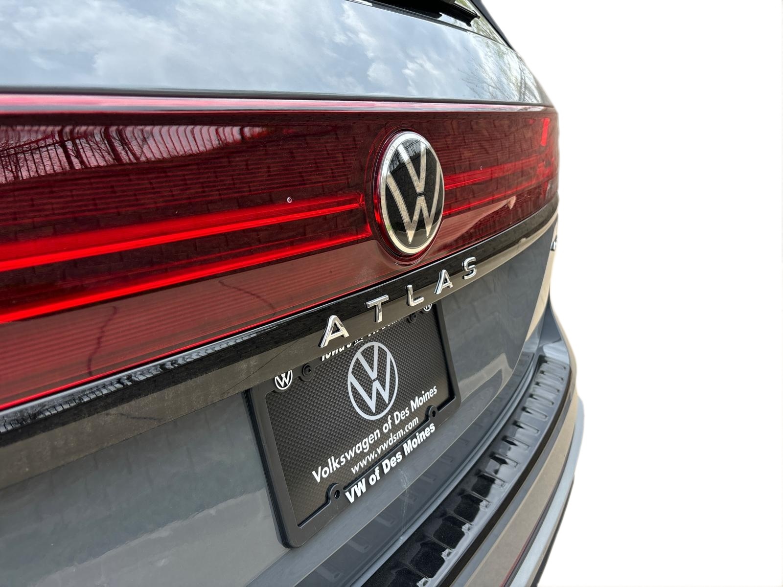 2024 Volkswagen Atlas 2.0T Peak Edition SEL 7