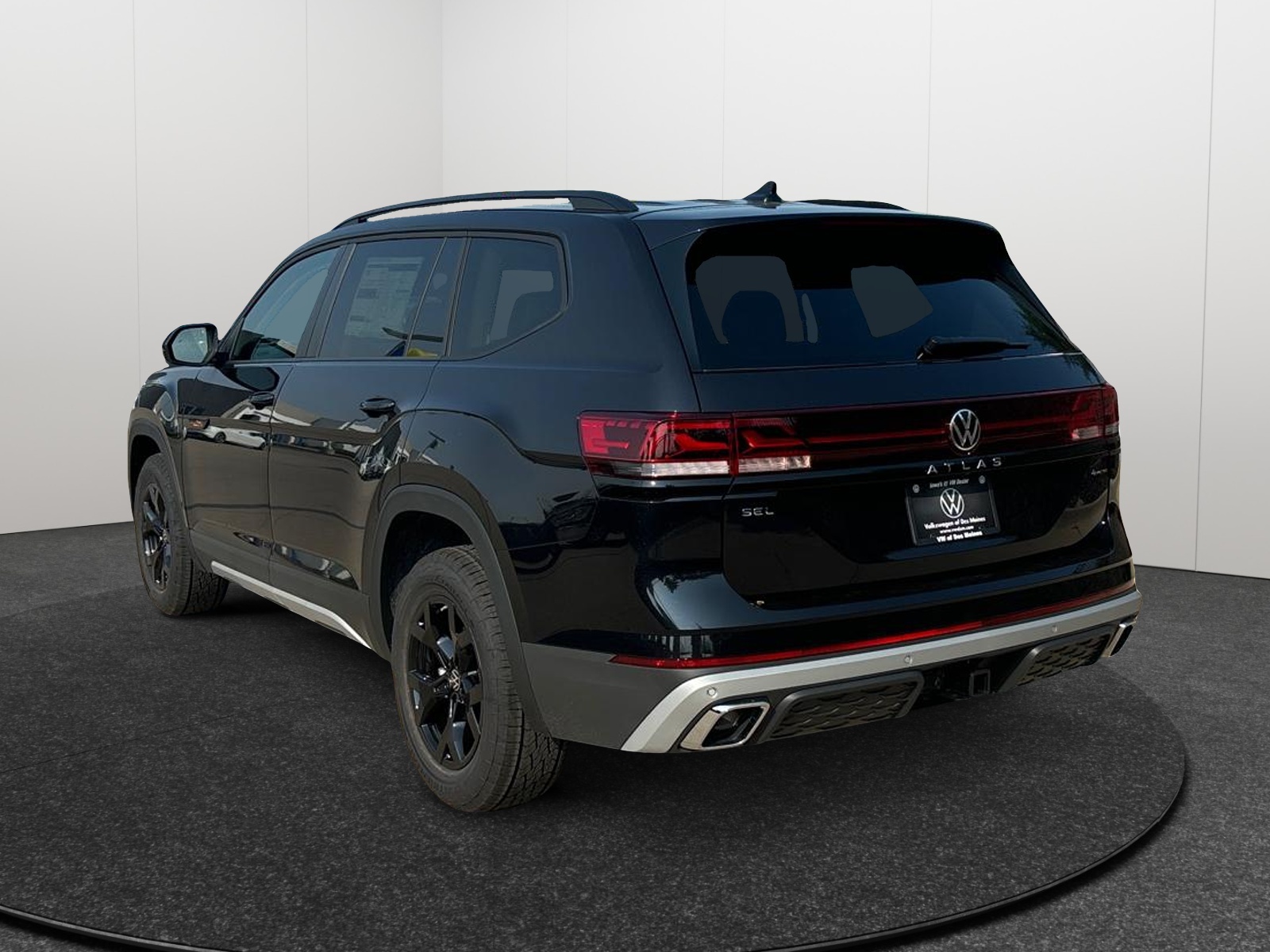 2024 Volkswagen Atlas 2.0T Peak Edition SEL 4