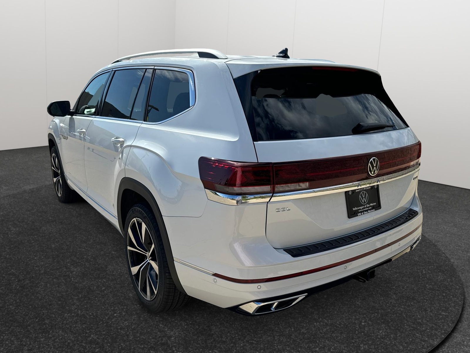 2024 Volkswagen Atlas 2.0T SEL Premium R-Line 3