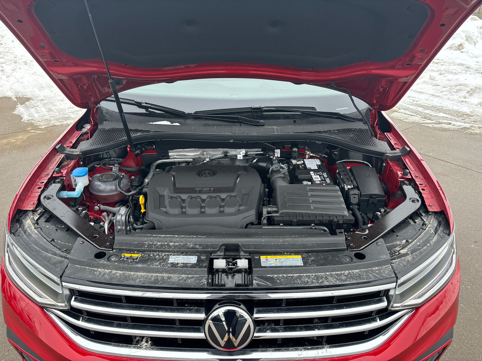 2024 Volkswagen Tiguan SE 9