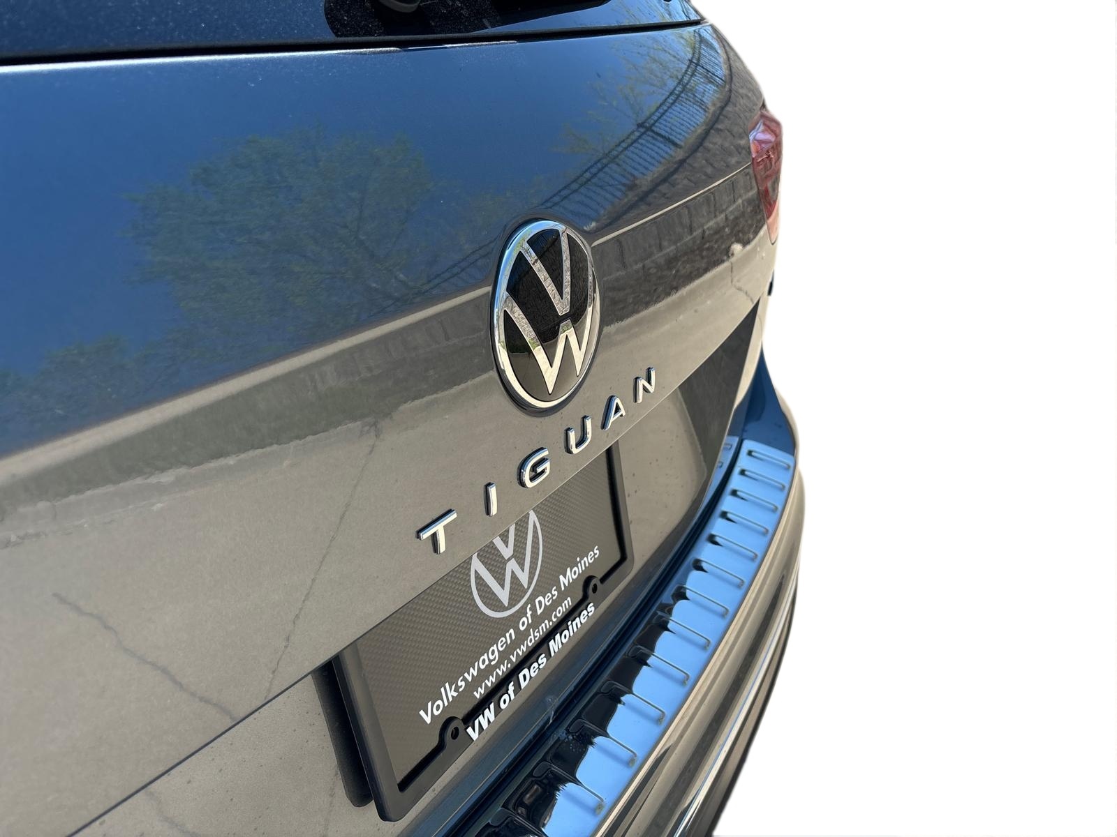 2024 Volkswagen Tiguan SE 7