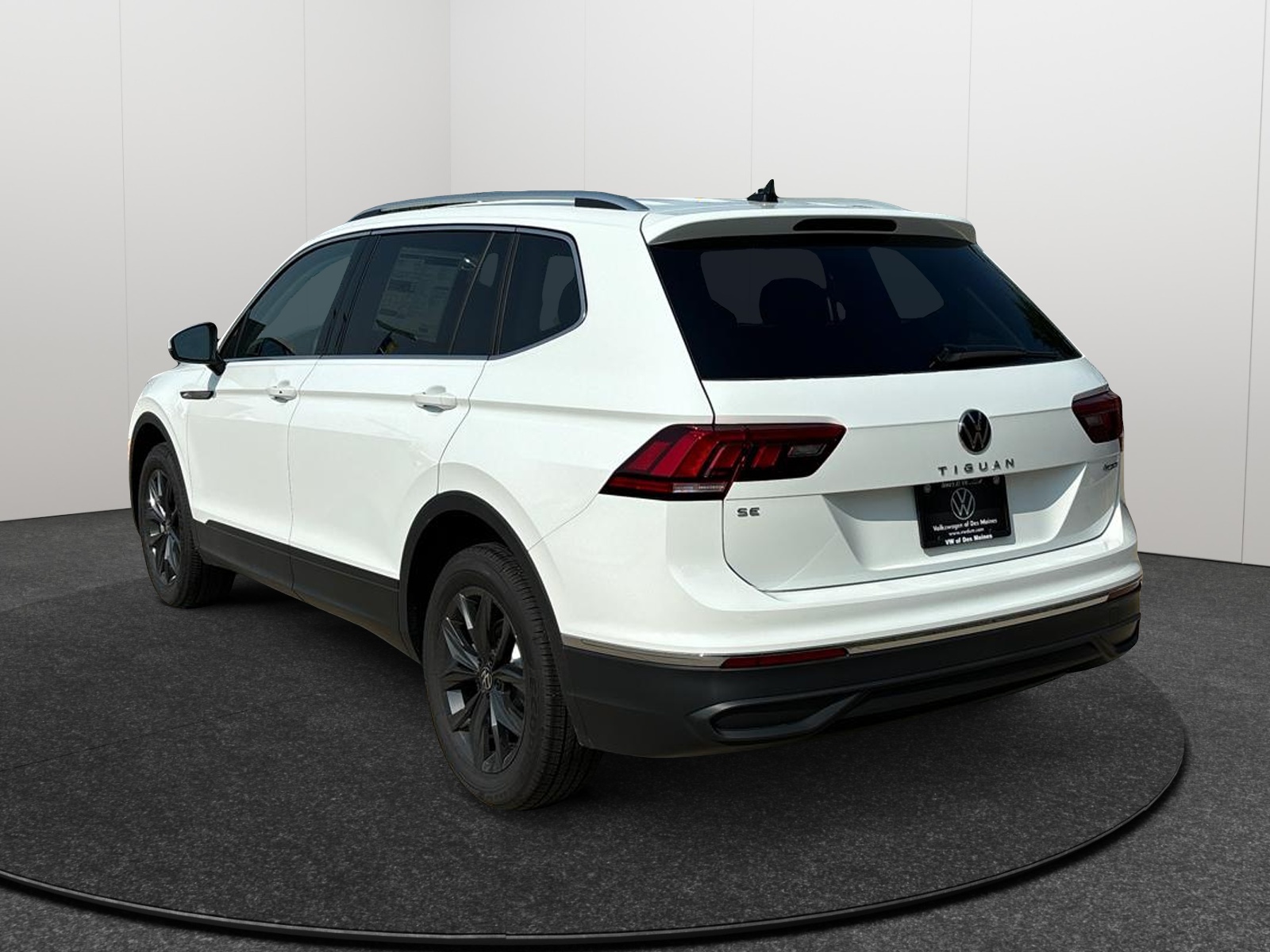 2024 Volkswagen Tiguan SE 4