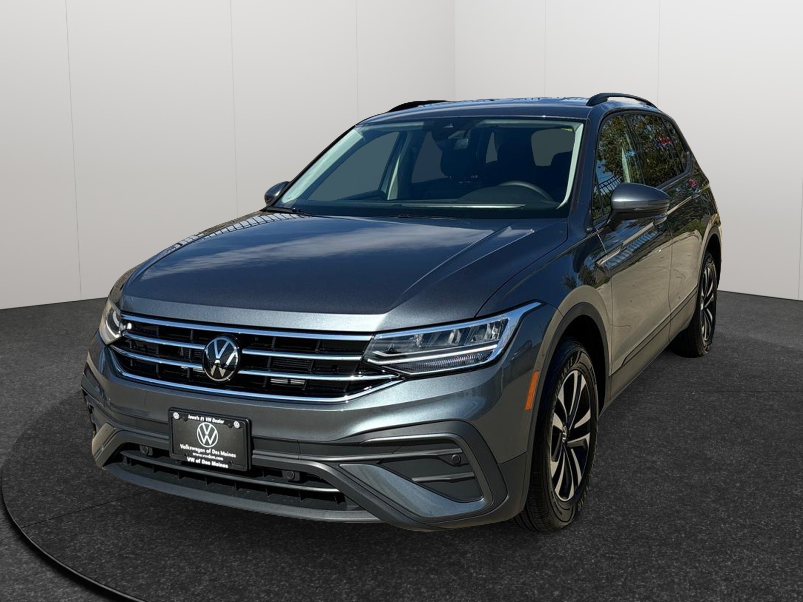 2024 Volkswagen Tiguan S 1